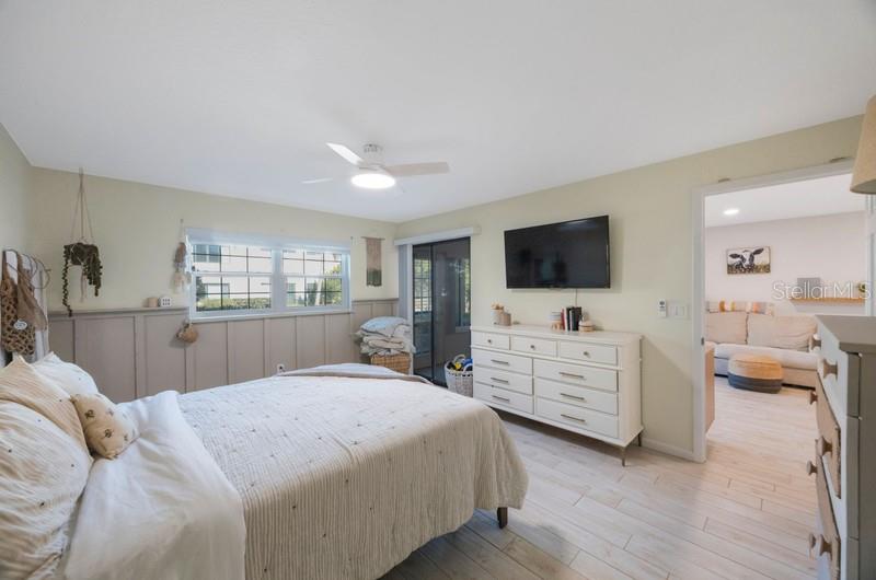 1753 BELLEAIR FOREST DR #E2, BELLEAIR, FL, 33756