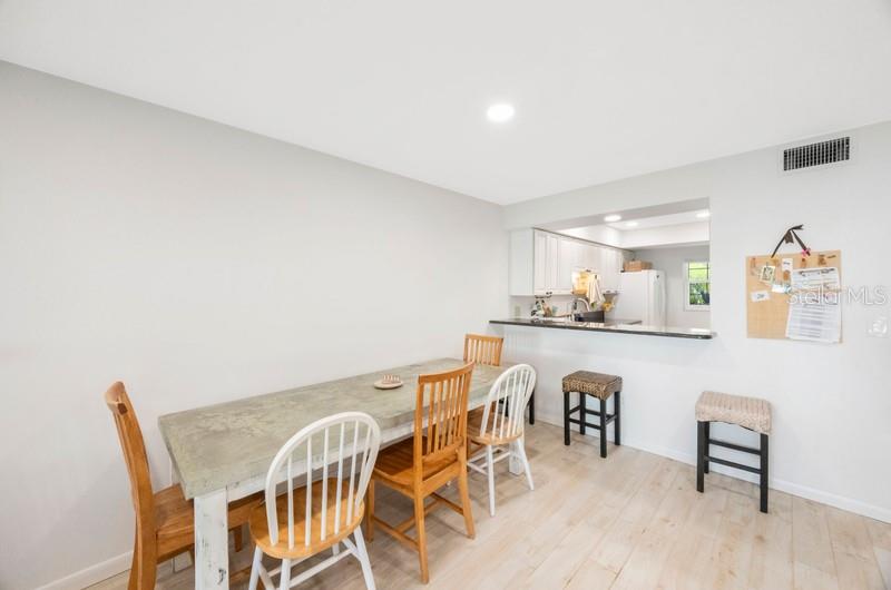 1753 BELLEAIR FOREST DR #E2, BELLEAIR, FL, 33756