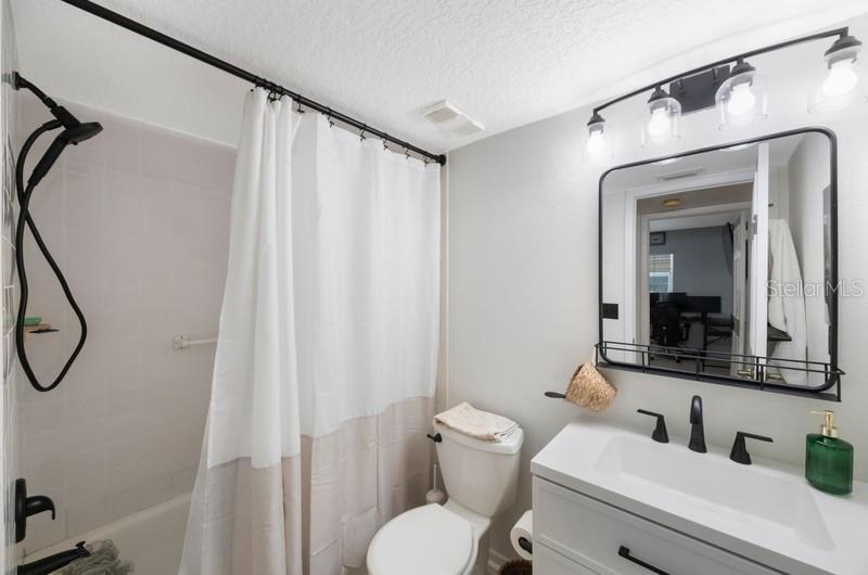 1753 BELLEAIR FOREST DR #E2, BELLEAIR, FL, 33756