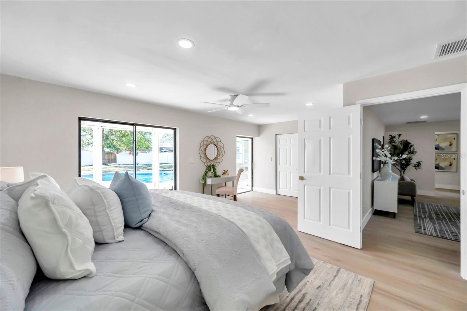 11810 MARLA LN, SEMINOLE, FL, 33772