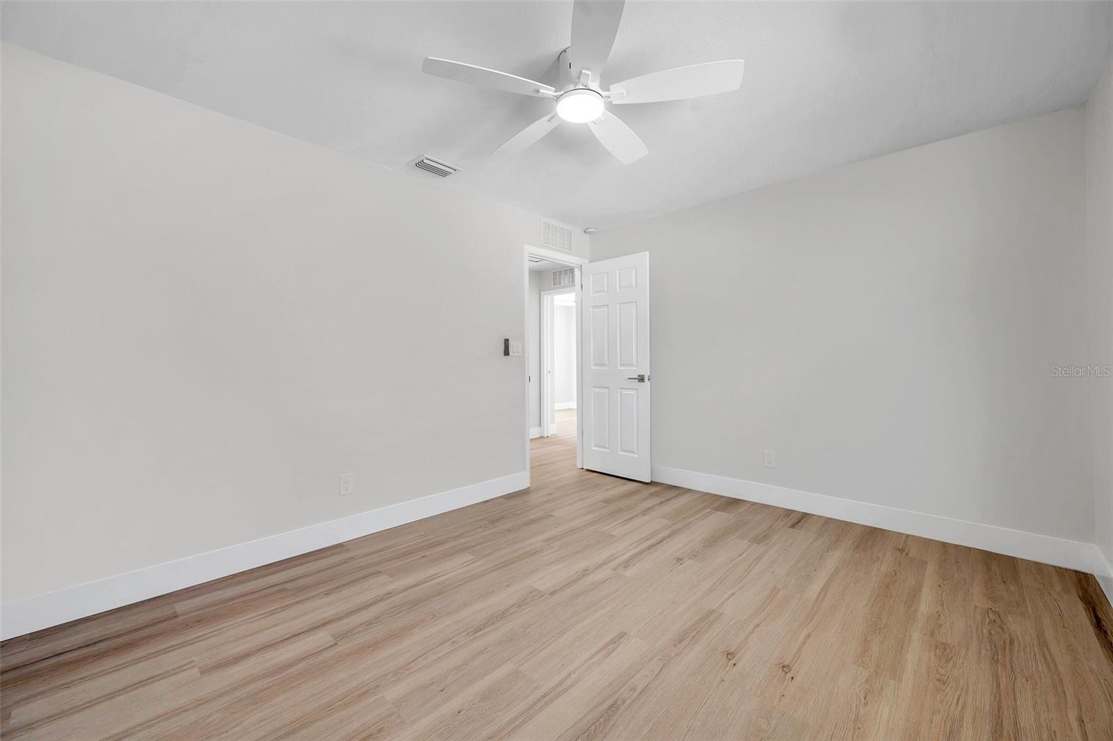 11810 MARLA LN, SEMINOLE, FL, 33772