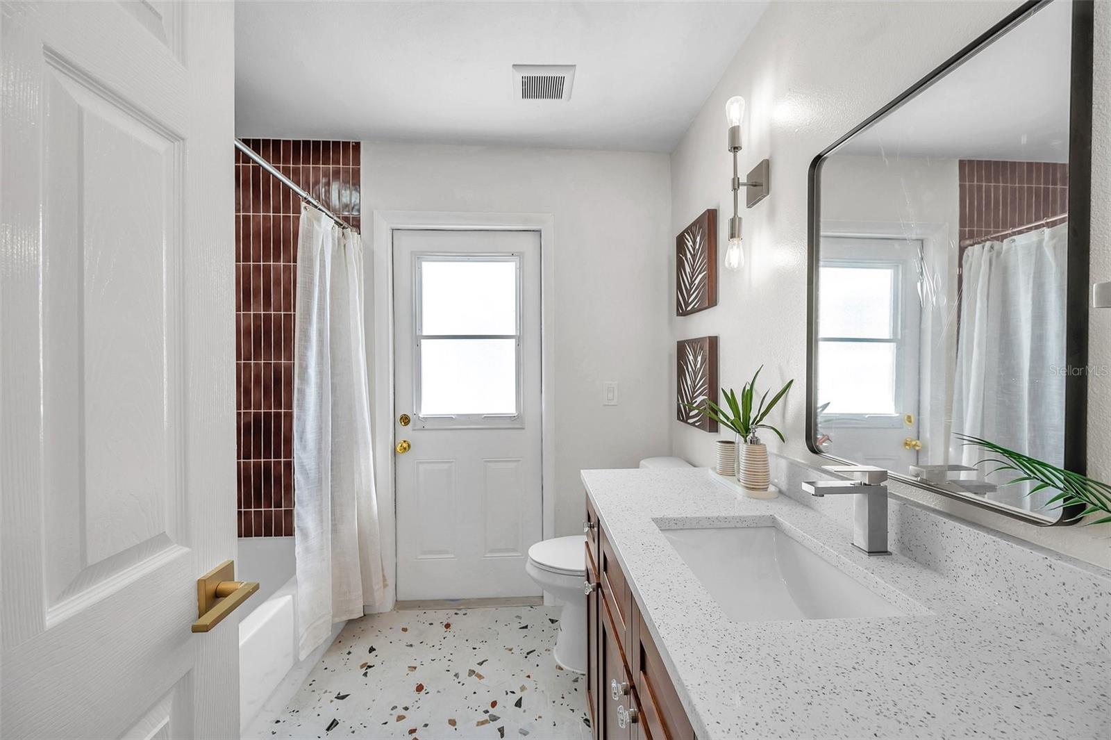 11810 MARLA LN, SEMINOLE, FL, 33772