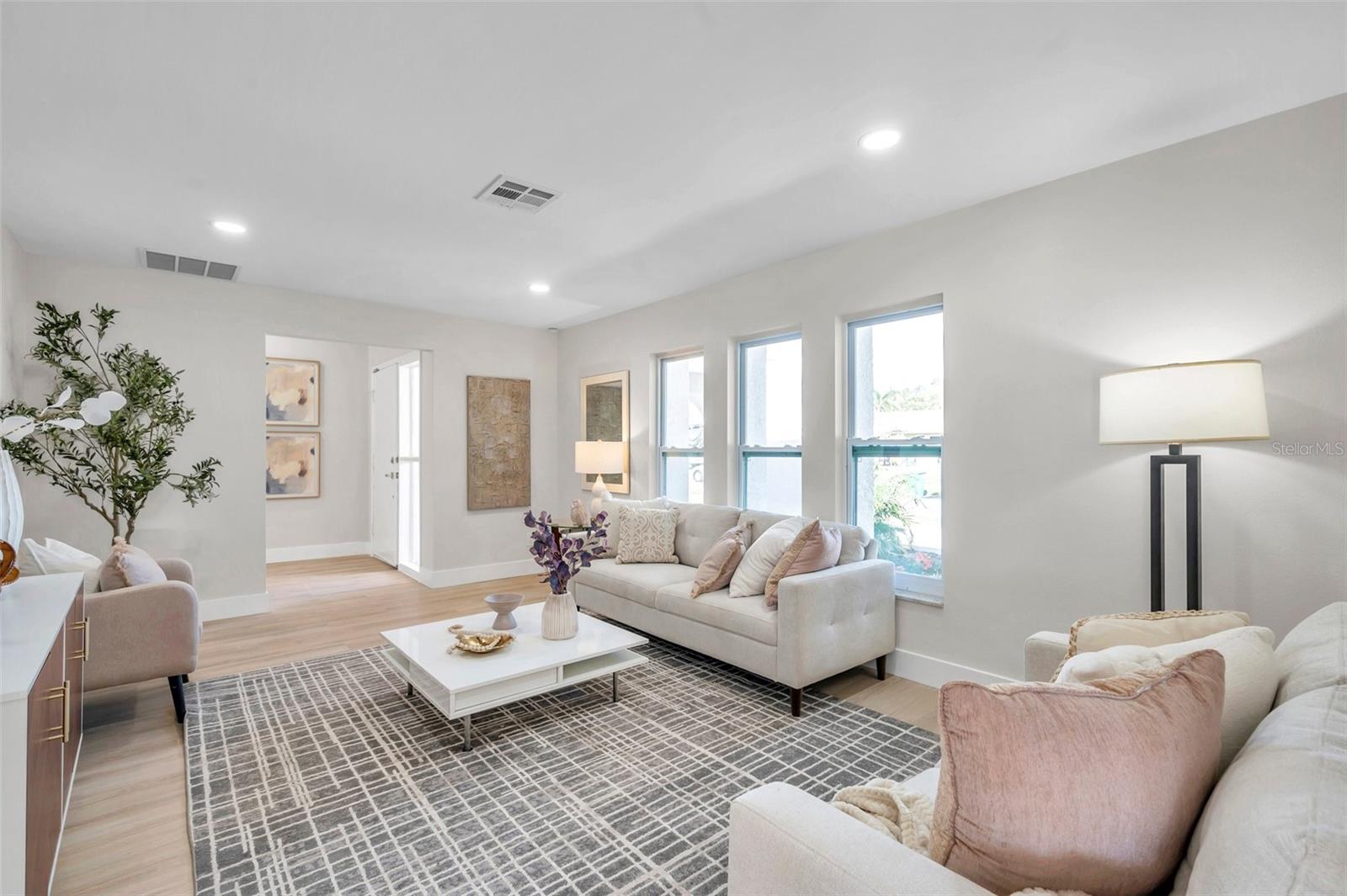 11810 MARLA LN, SEMINOLE, FL, 33772