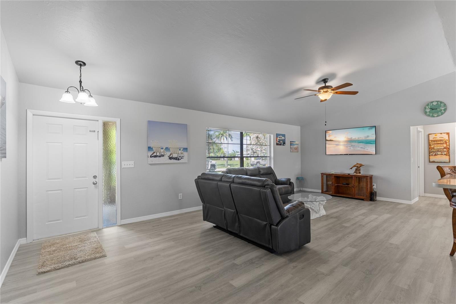 221 SW 47TH ST, CAPE CORAL, FL, 33914