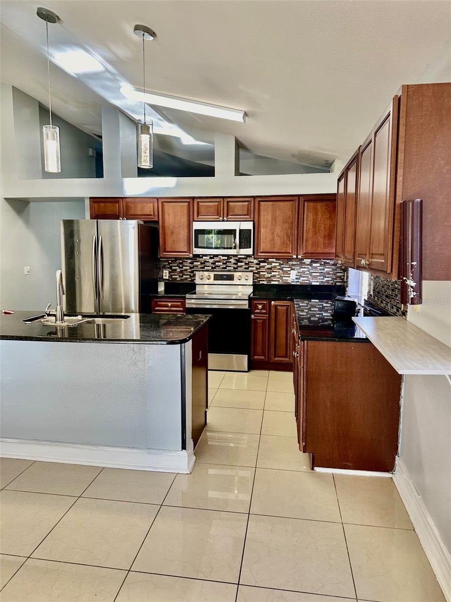 2428 BERKSHIRE CT, KISSIMMEE, FL, 34746