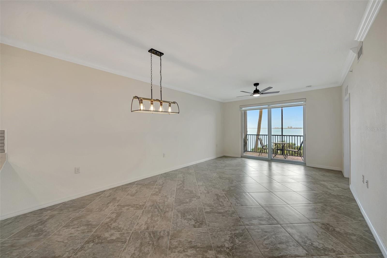 910 TIDEWATER SHORES LOOP #304, BRADENTON, FL, 34208