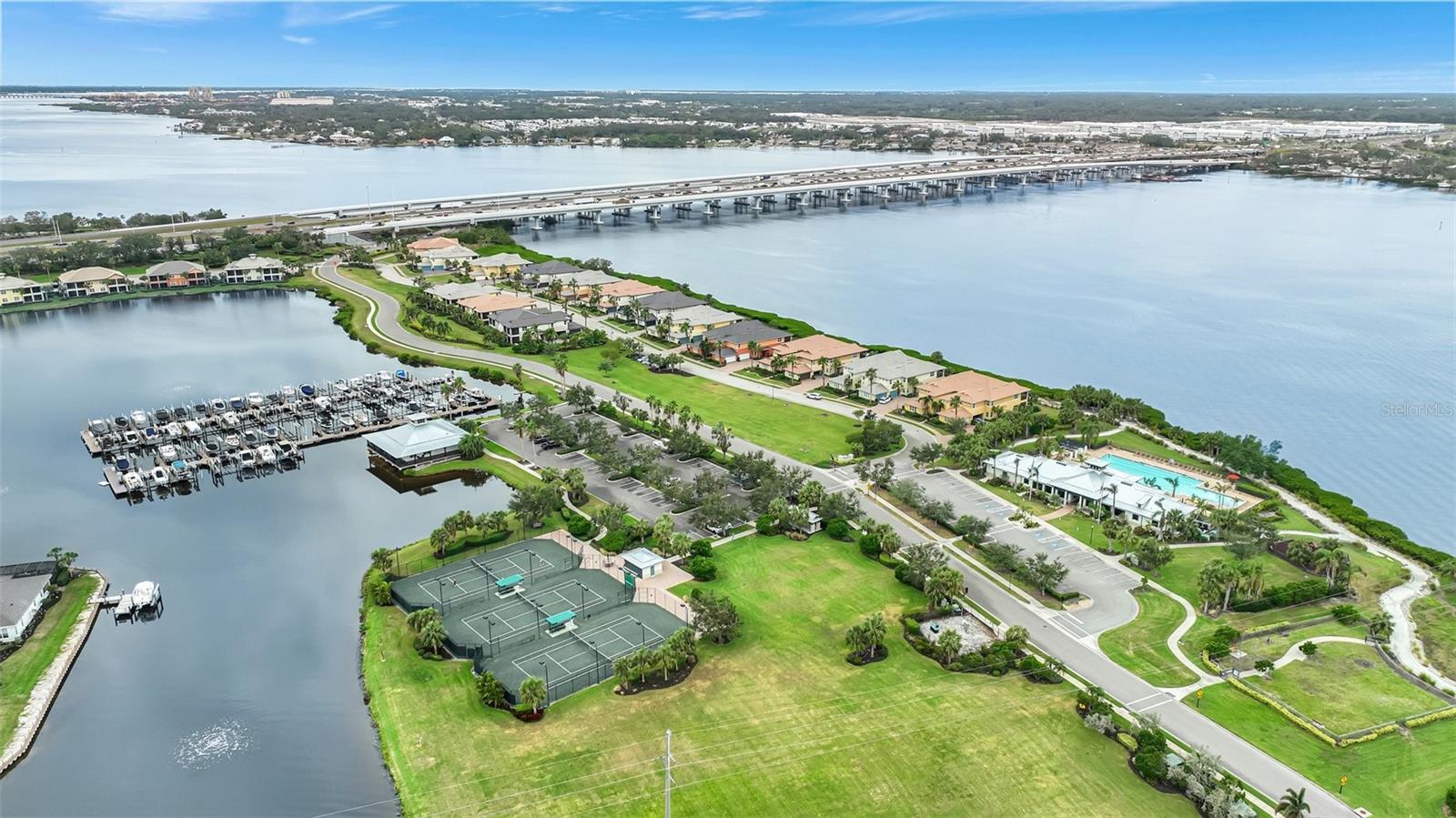 910 TIDEWATER SHORES LOOP #304, BRADENTON, FL, 34208