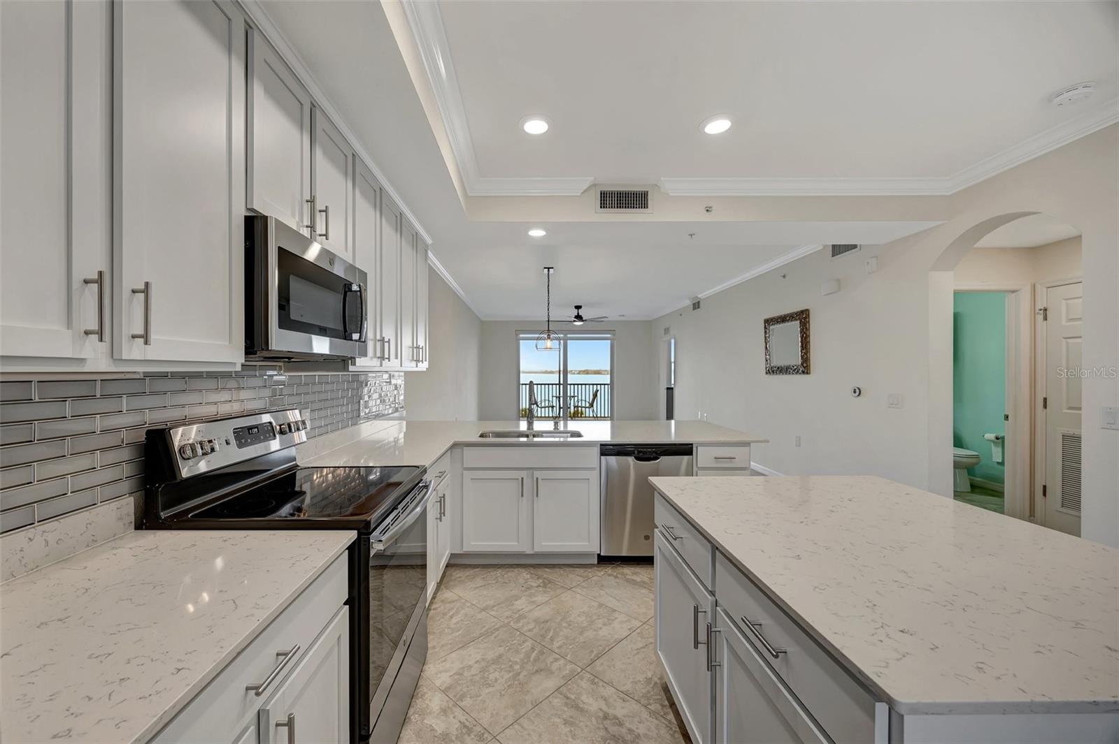 910 TIDEWATER SHORES LOOP #304, BRADENTON, FL, 34208