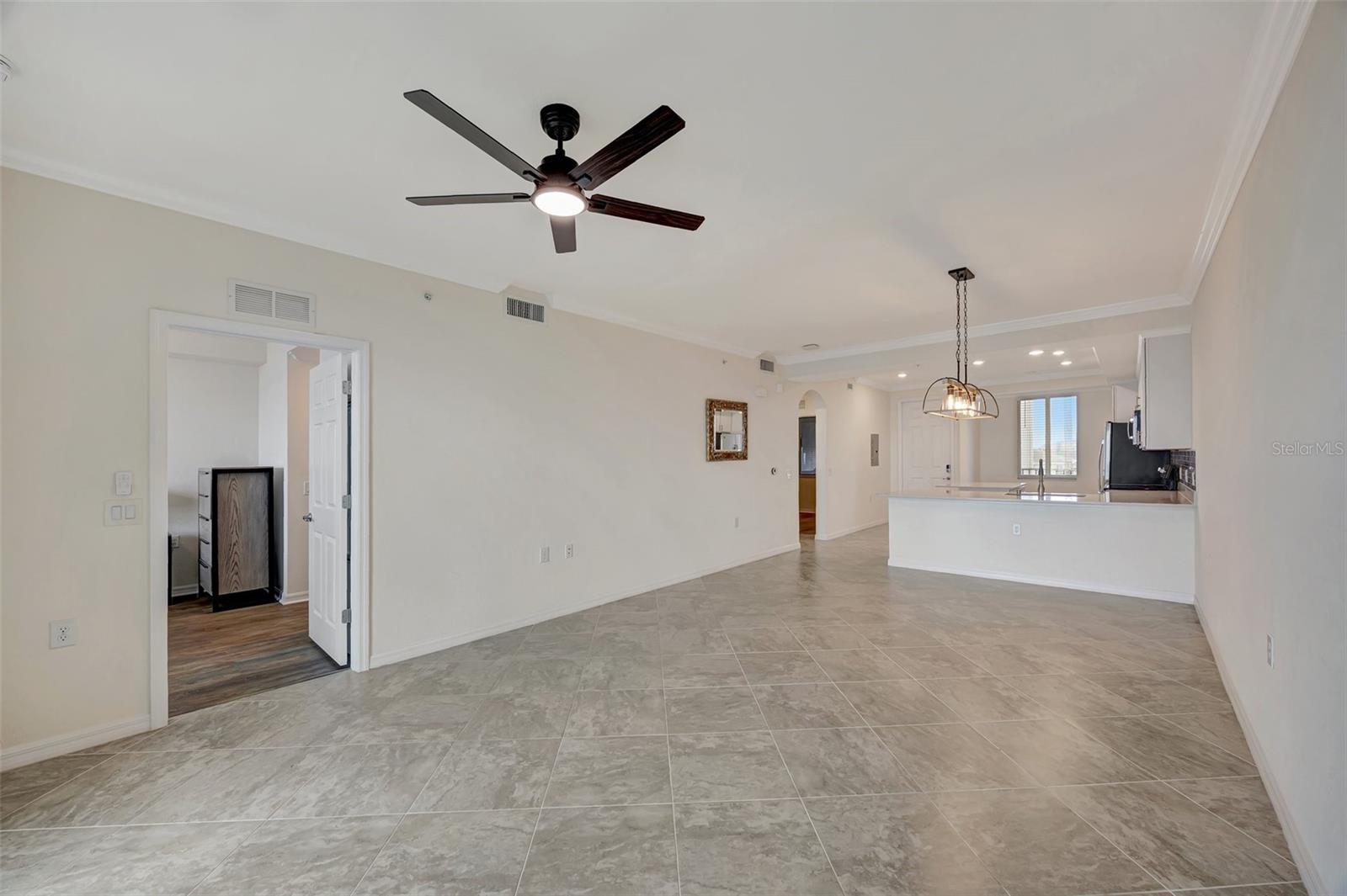 910 TIDEWATER SHORES LOOP #304, BRADENTON, FL, 34208