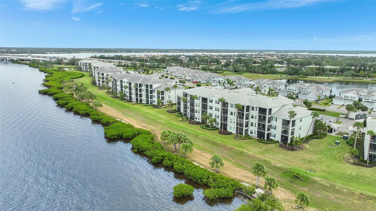 910 TIDEWATER SHORES LOOP #304, BRADENTON, FL, 34208