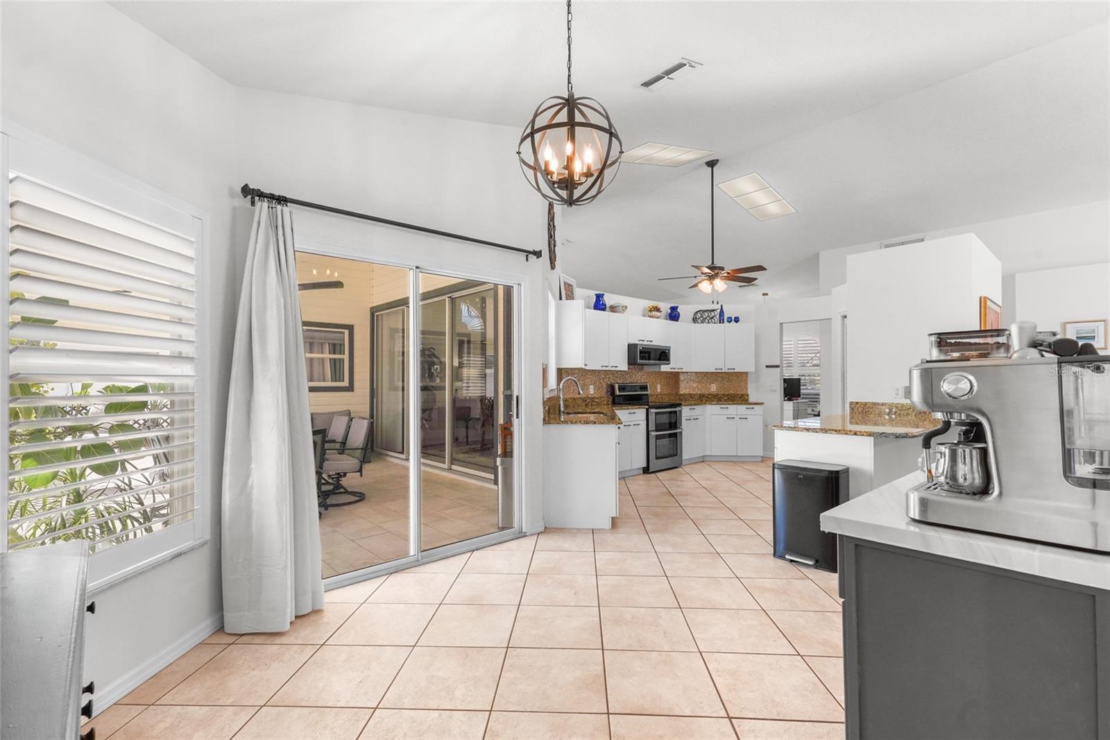 4028 DOVER DR E, BRADENTON, FL, 34203