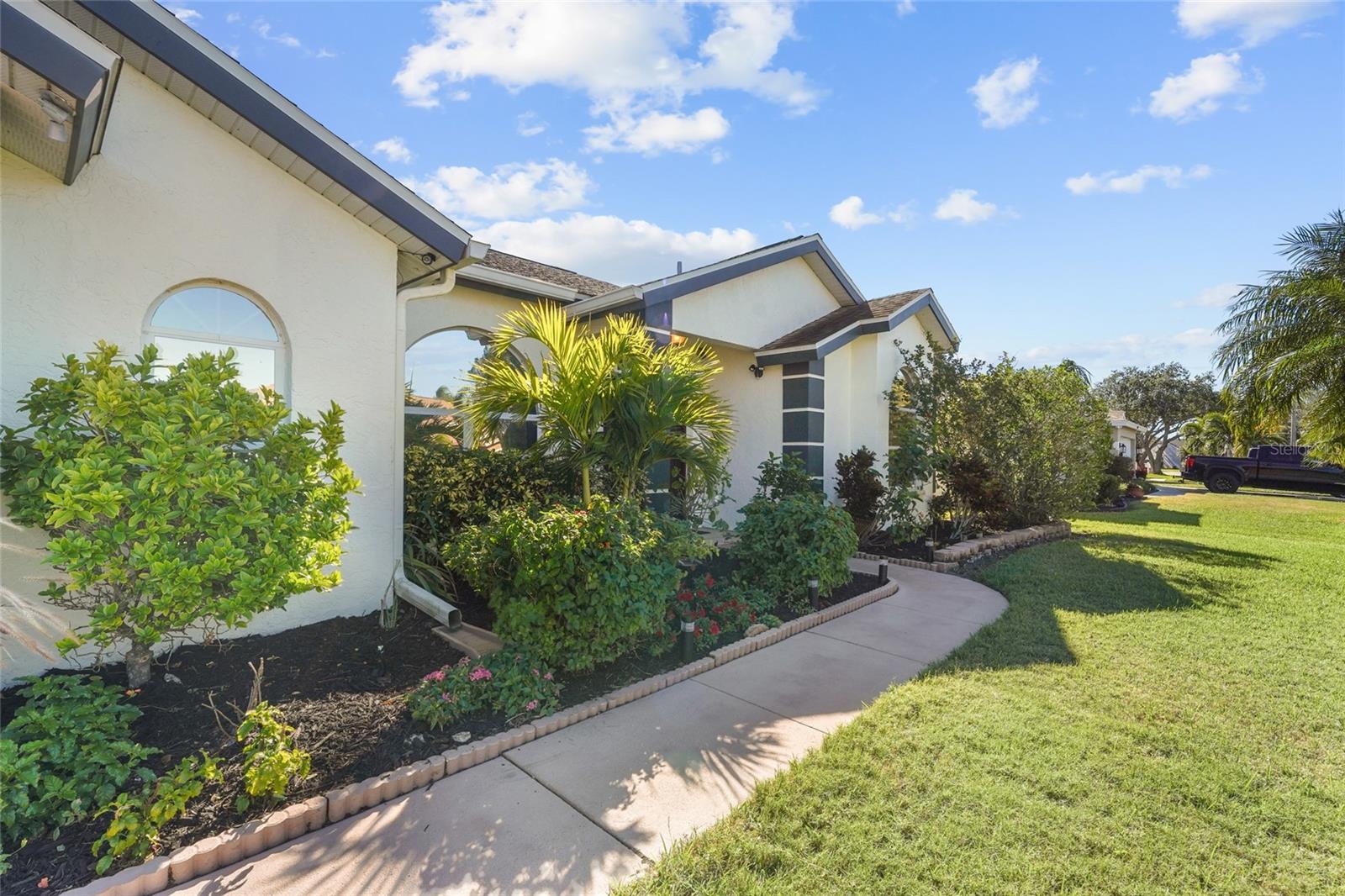 4028 DOVER DR E, BRADENTON, FL, 34203