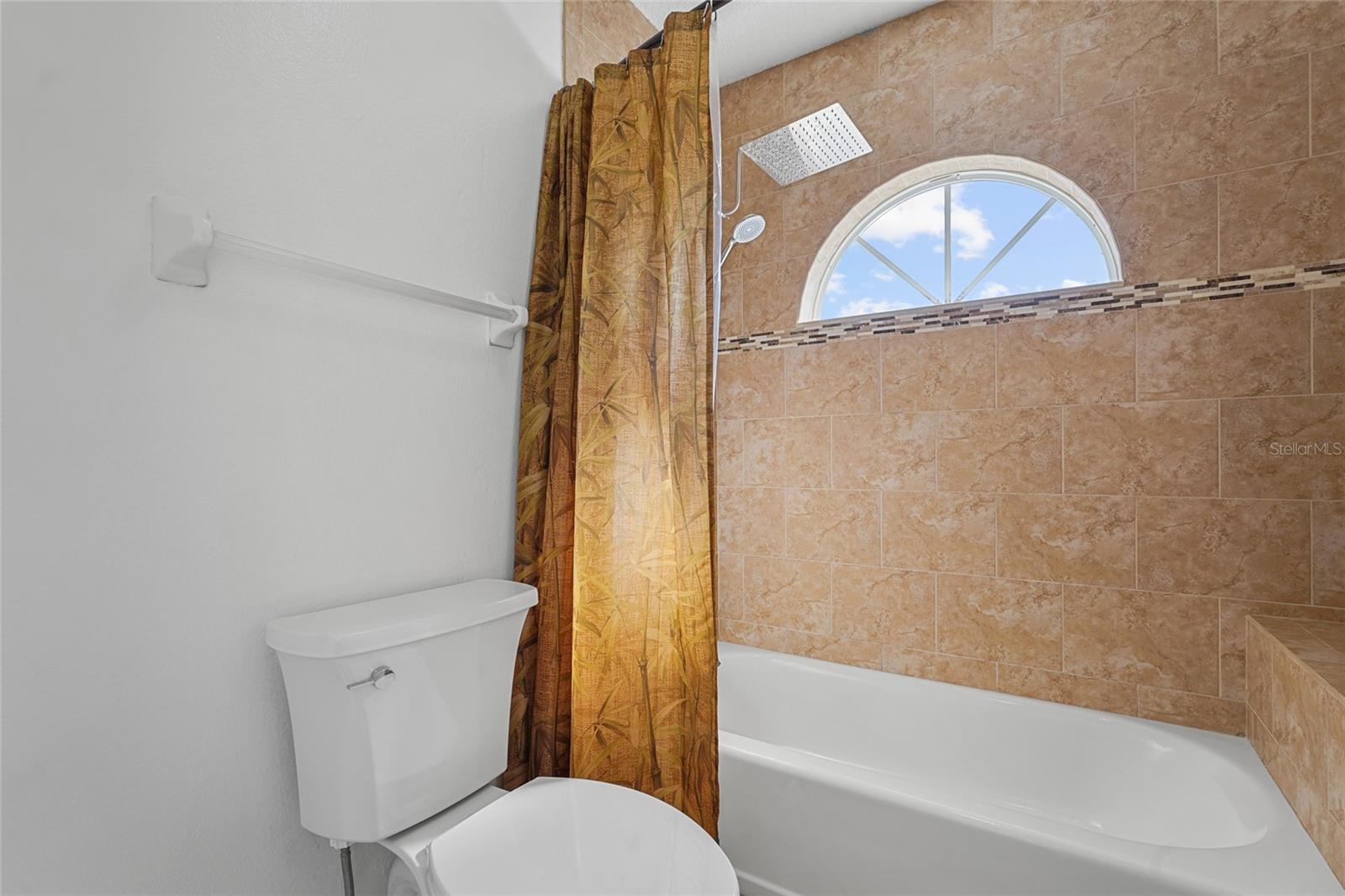 4028 DOVER DR E, BRADENTON, FL, 34203