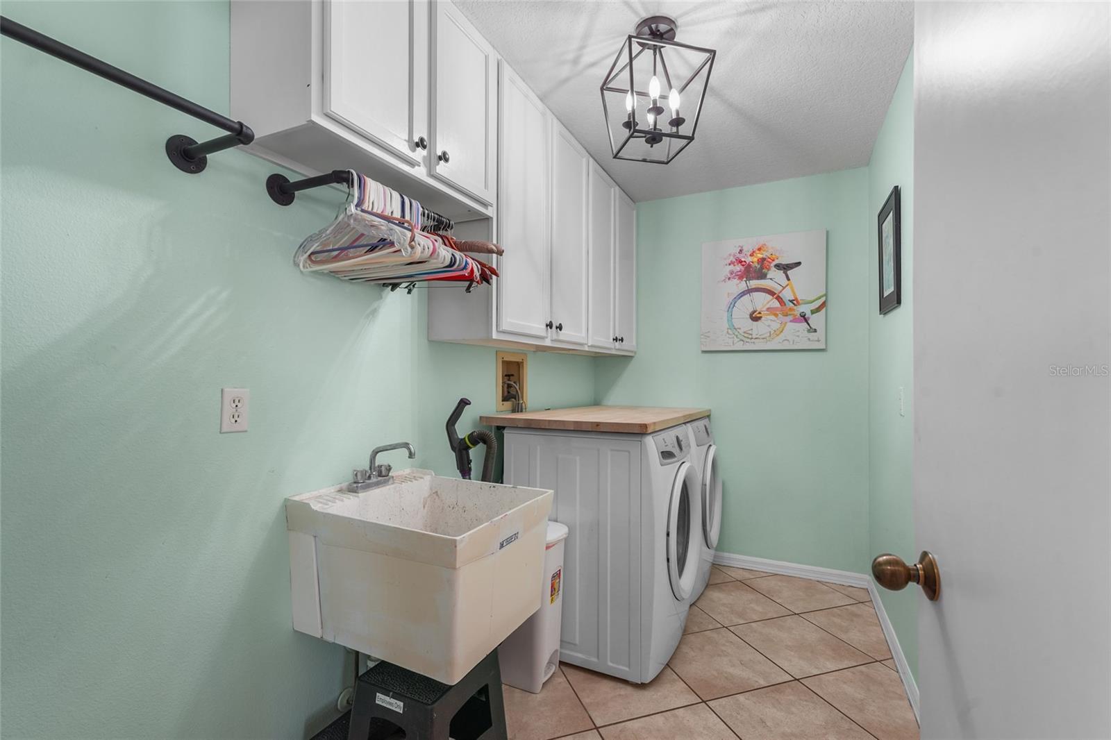 4028 DOVER DR E, BRADENTON, FL, 34203