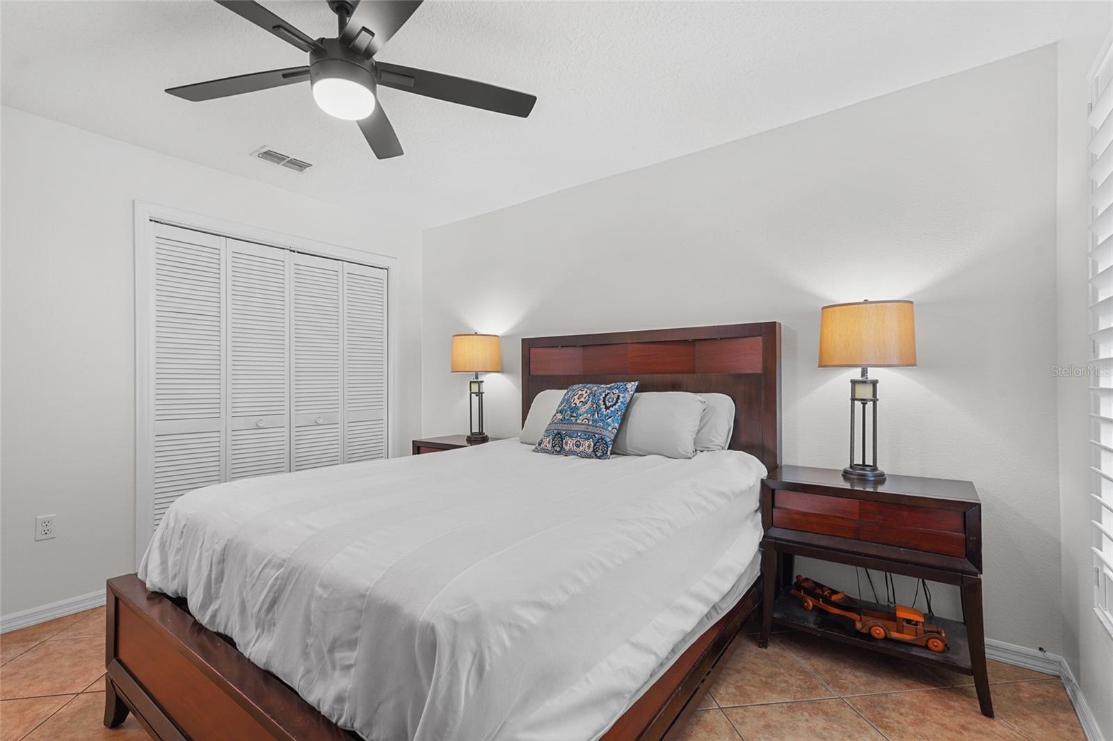 4028 DOVER DR E, BRADENTON, FL, 34203