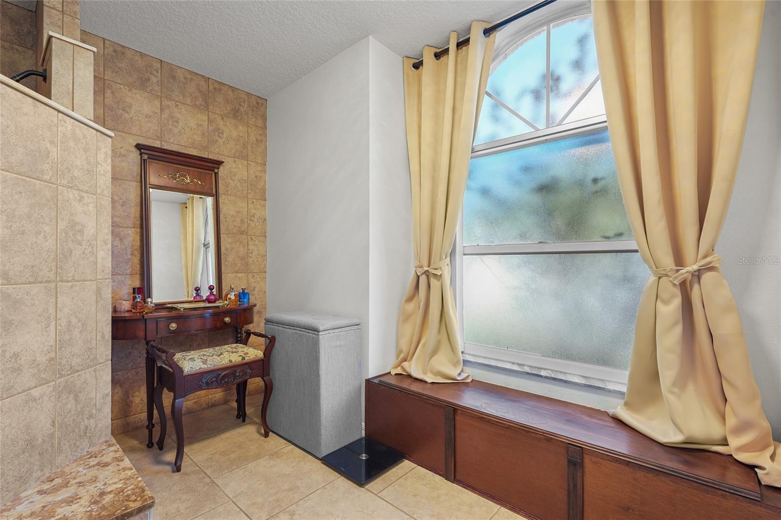 4028 DOVER DR E, BRADENTON, FL, 34203