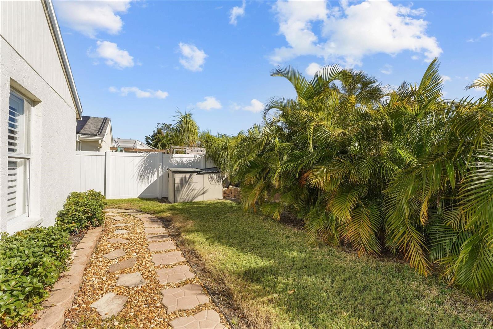 4028 DOVER DR E, BRADENTON, FL, 34203