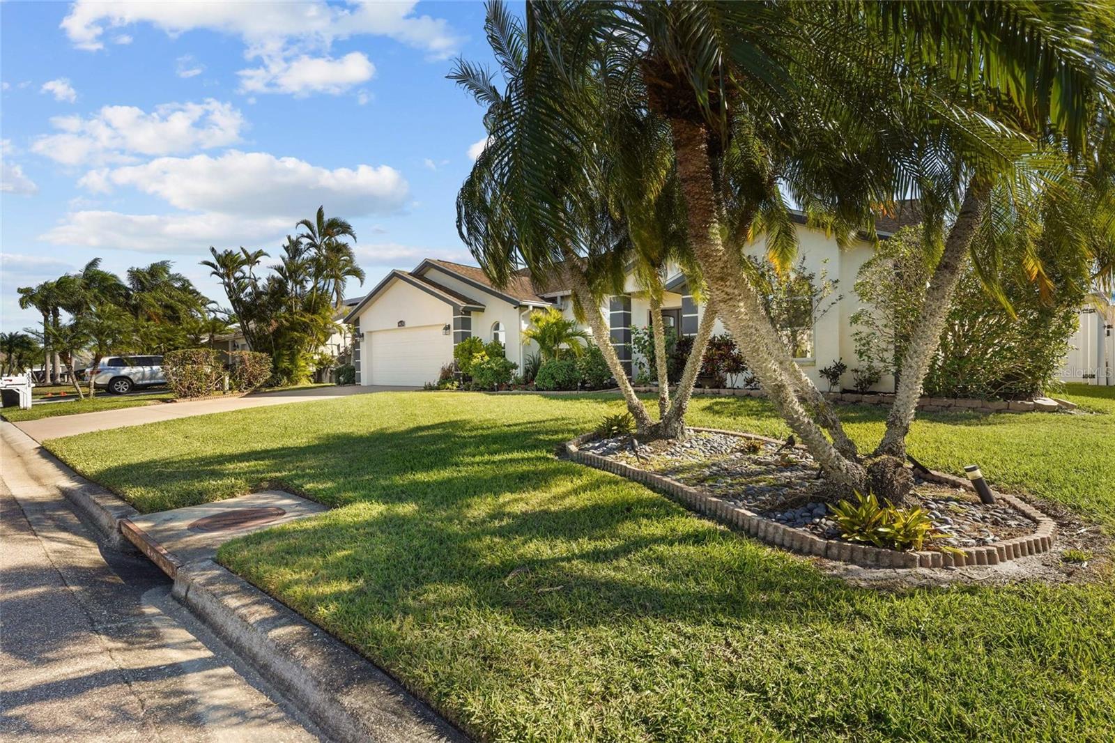 4028 DOVER DR E, BRADENTON, FL, 34203