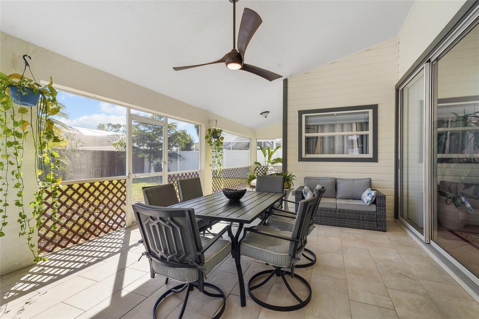 4028 DOVER DR E, BRADENTON, FL, 34203