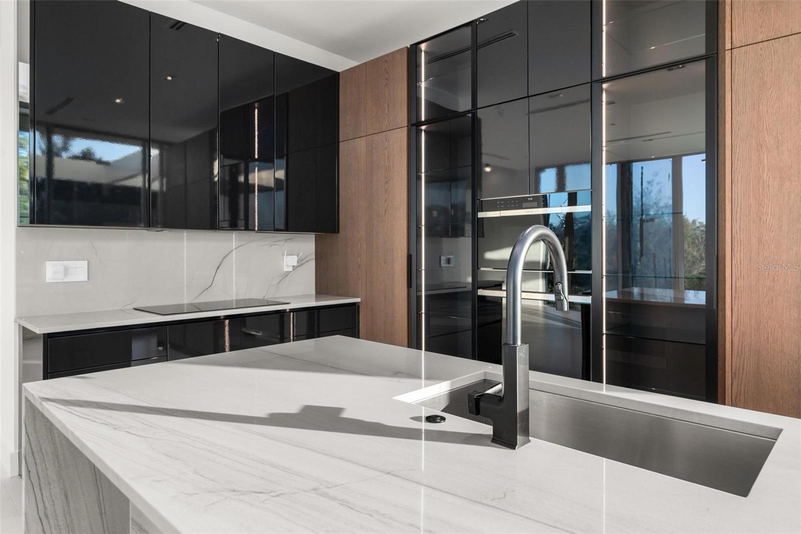 O6260493 Property Photo