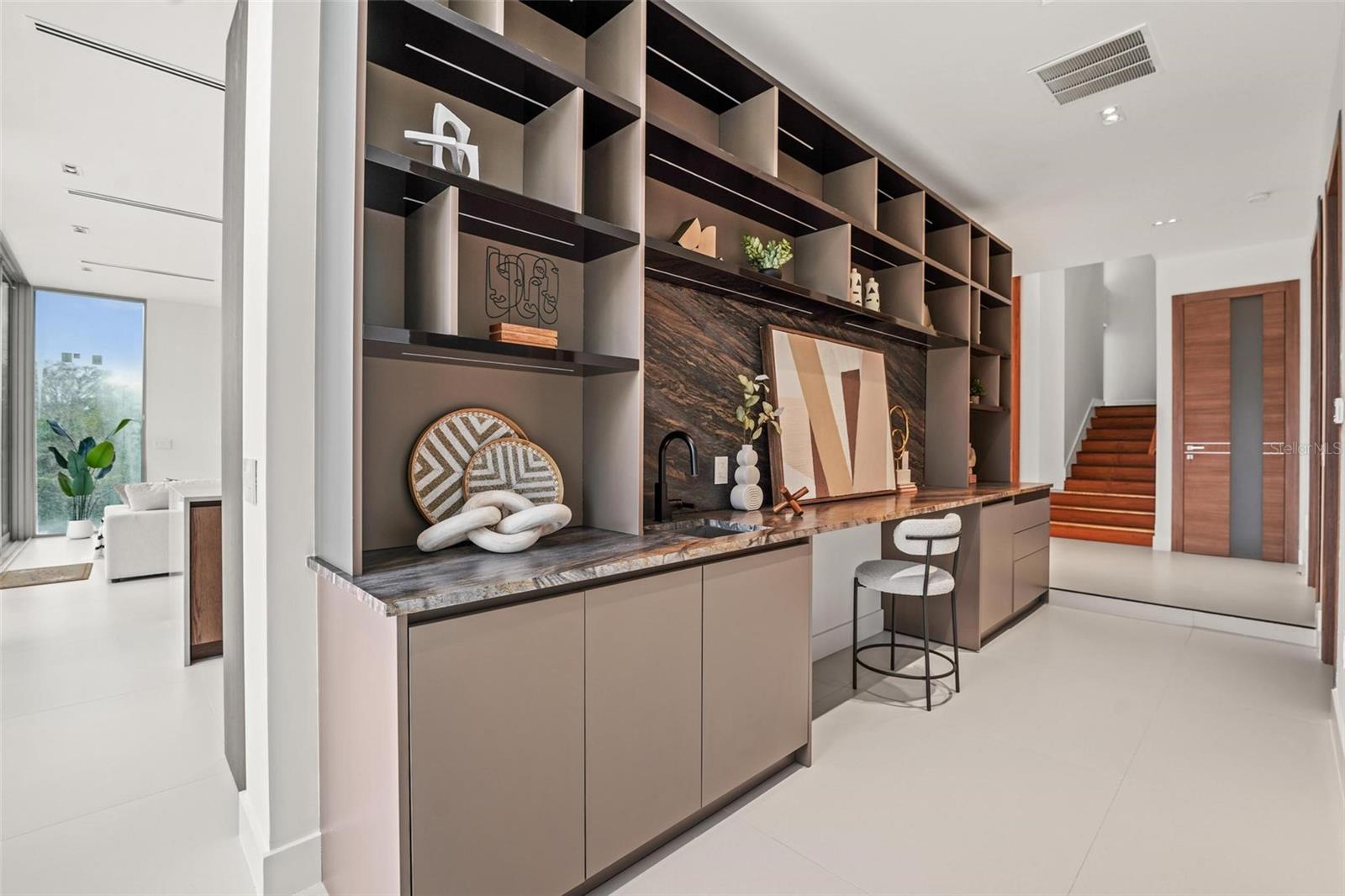 O6260493 Property Photo