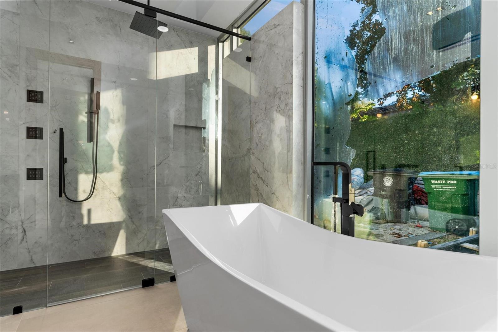 O6260493 Property Photo