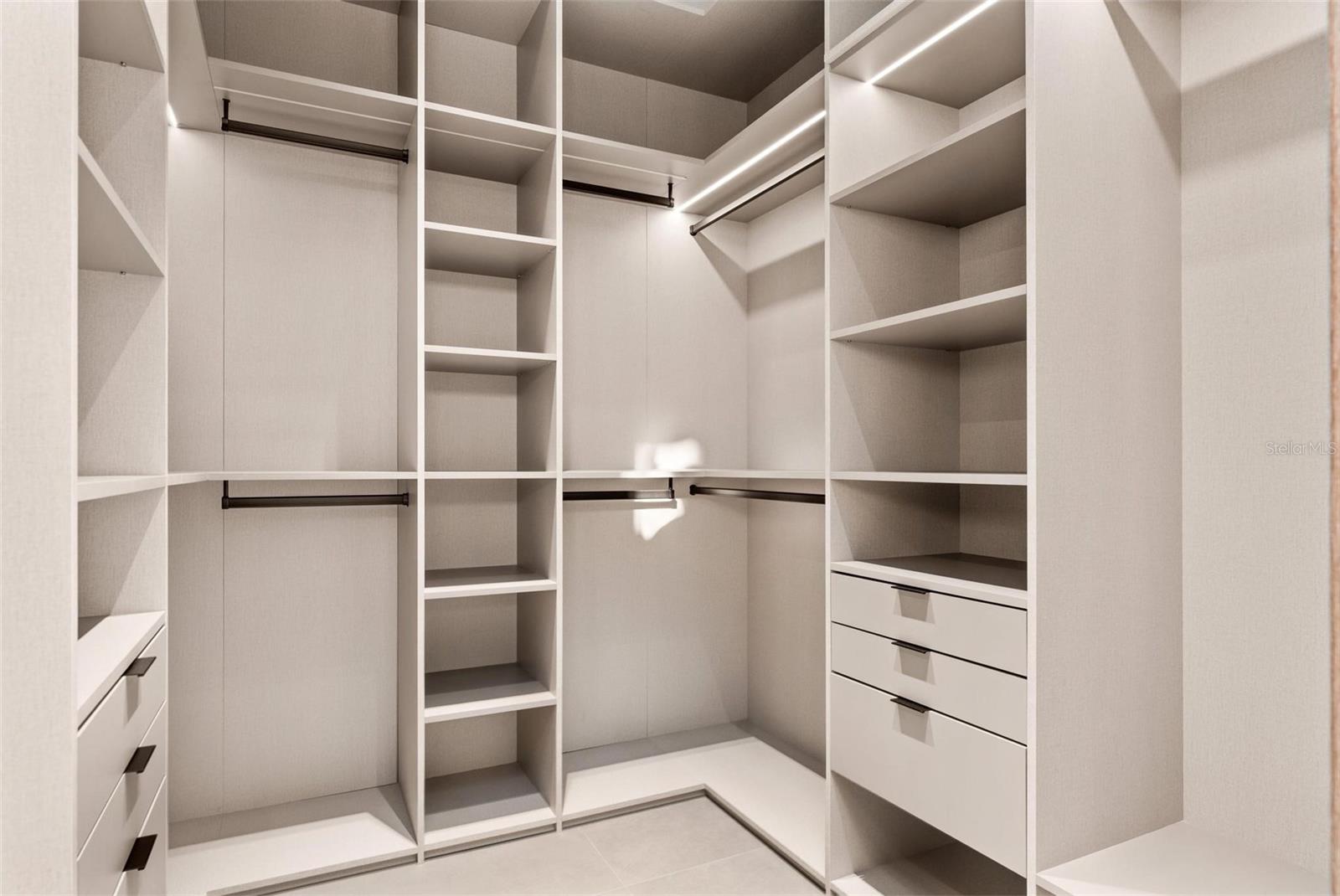 O6260493 Property Photo