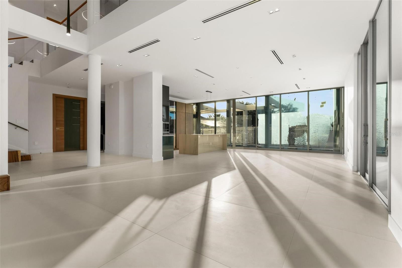 O6260493 Property Photo