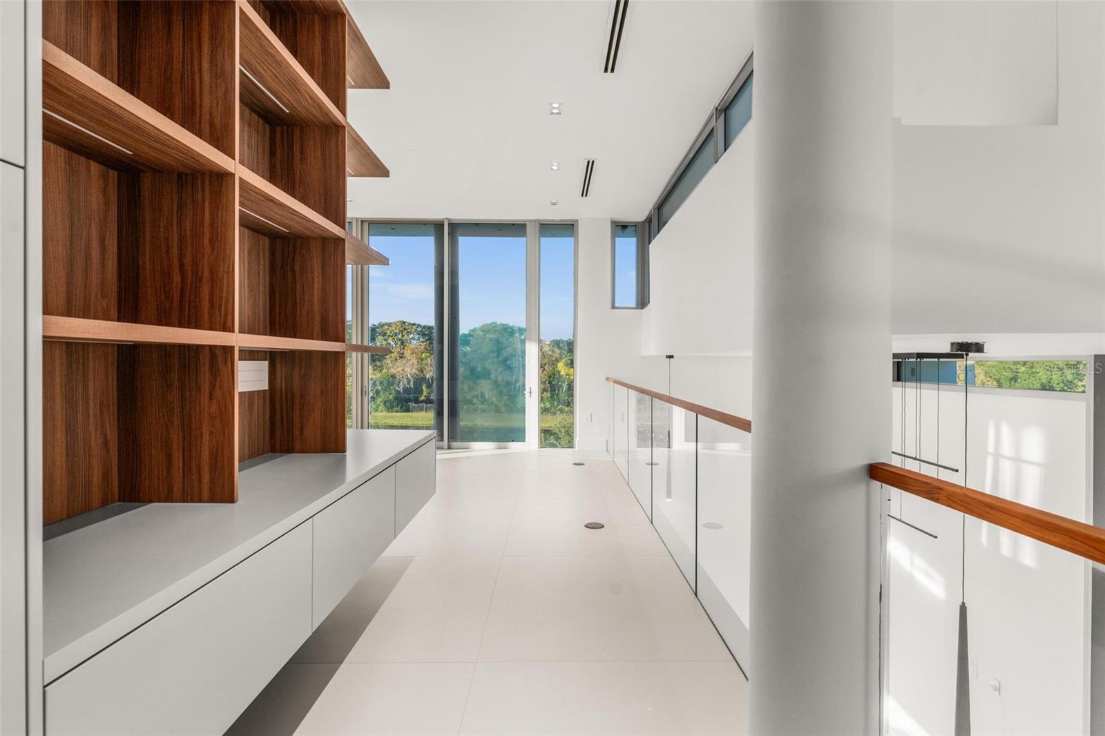 O6260493 Property Photo