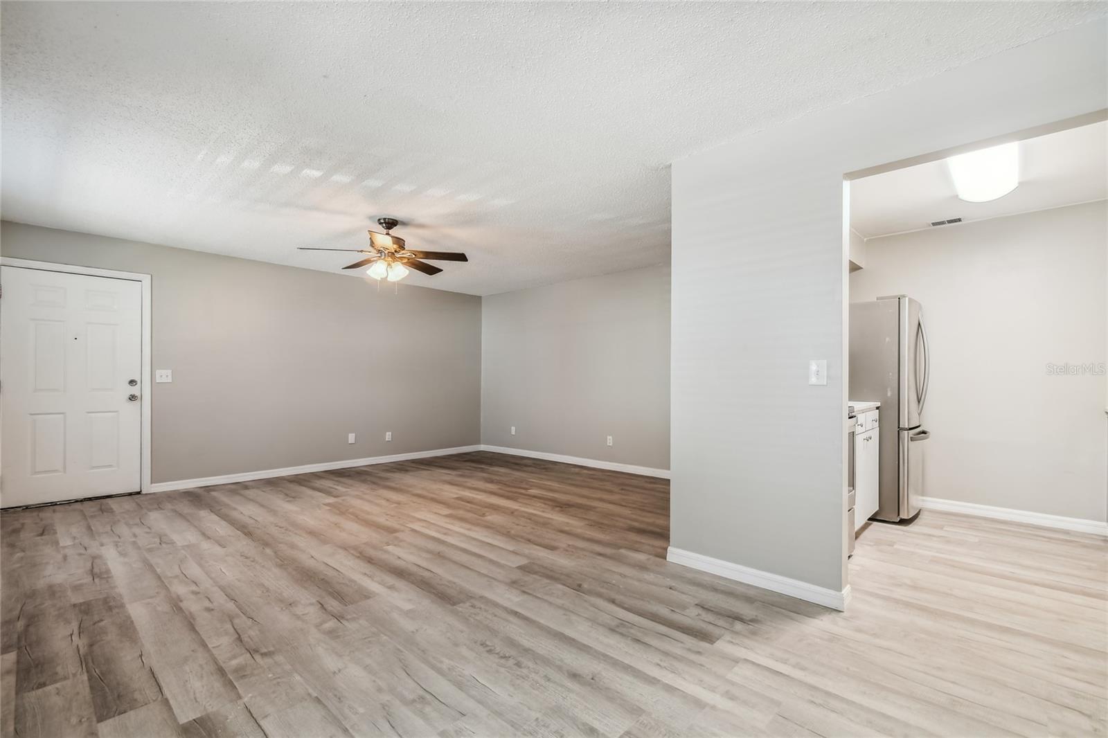 9134 TUDOR DR #M108, TAMPA, FL, 33615