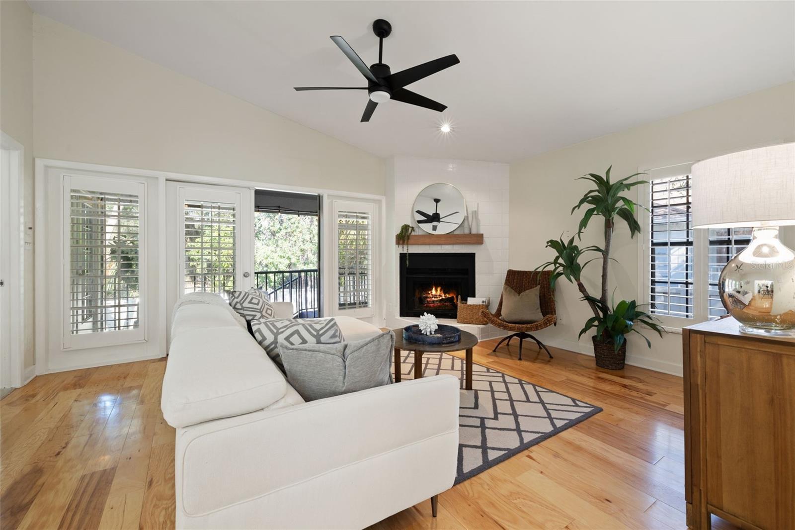 725 CAYA COSTA CT NE, ST PETERSBURG, FL, 33702