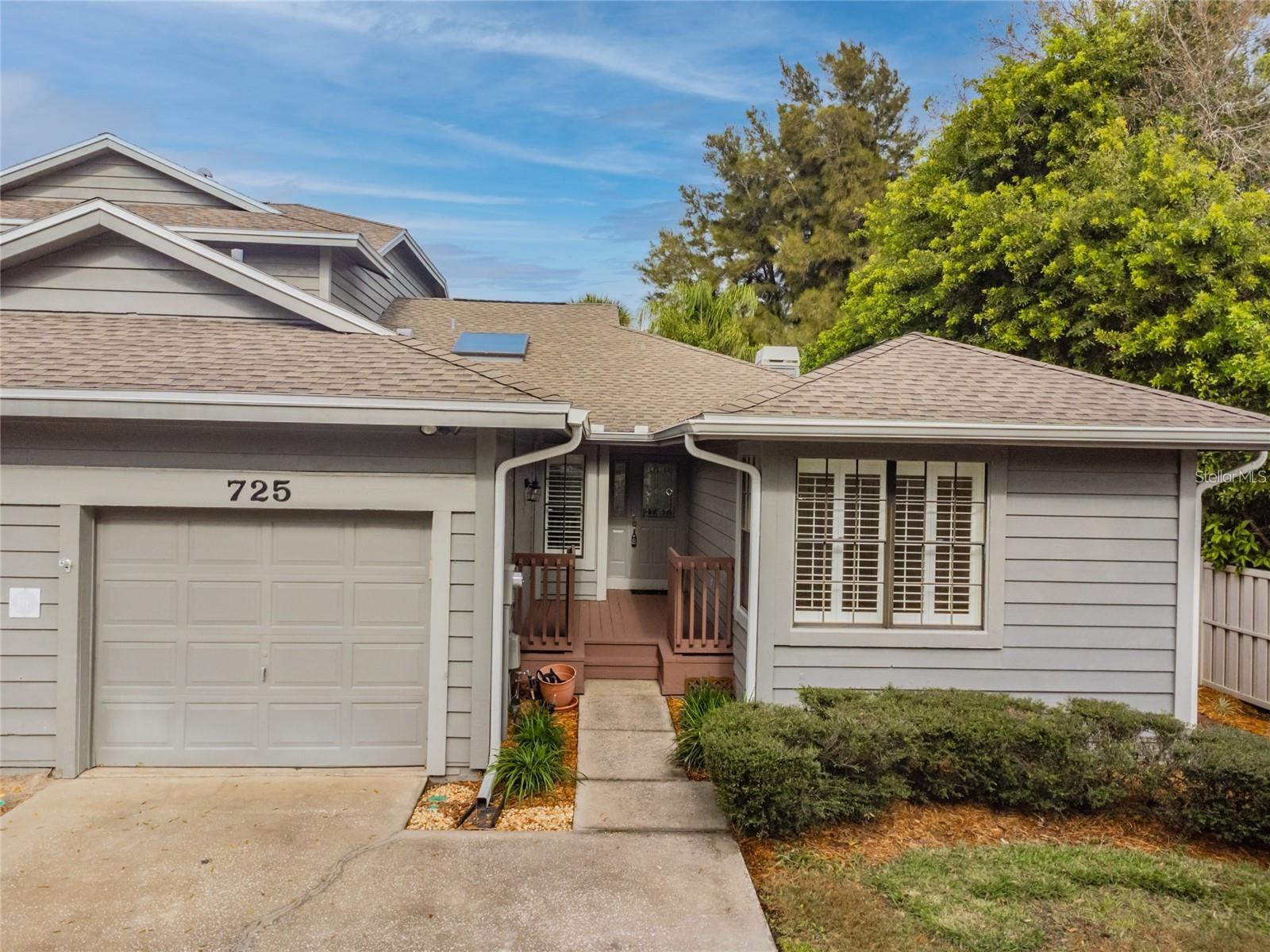 725 CAYA COSTA CT NE, ST PETERSBURG, FL, 33702