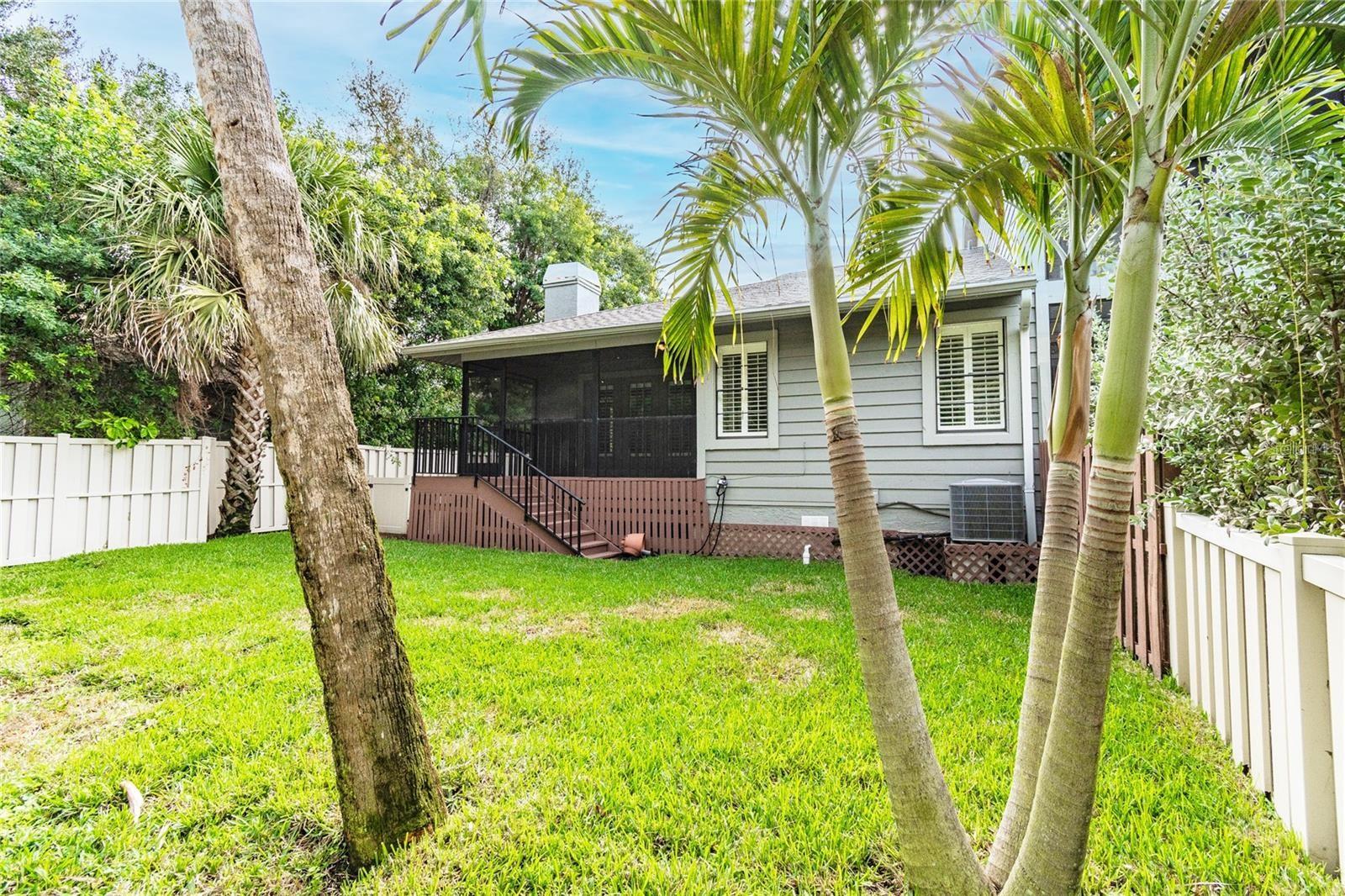 725 CAYA COSTA CT NE, ST PETERSBURG, FL, 33702