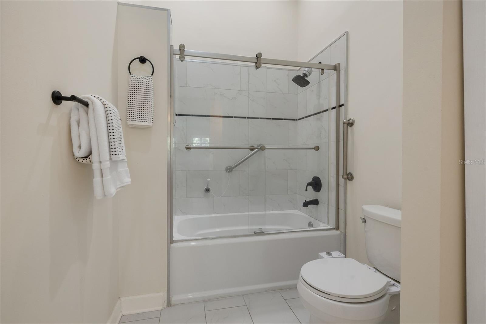 725 CAYA COSTA CT NE, ST PETERSBURG, FL, 33702