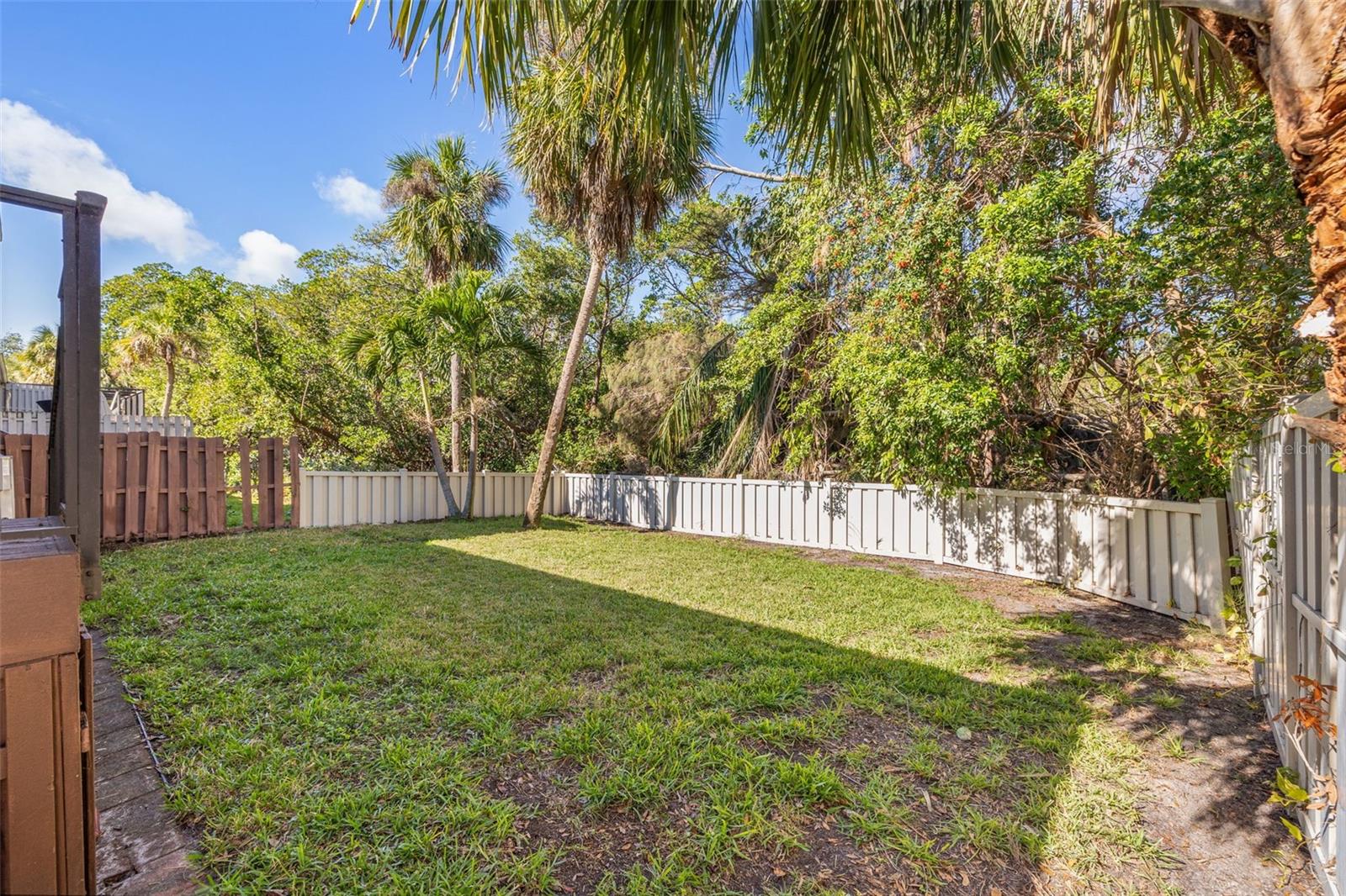 725 CAYA COSTA CT NE, ST PETERSBURG, FL, 33702