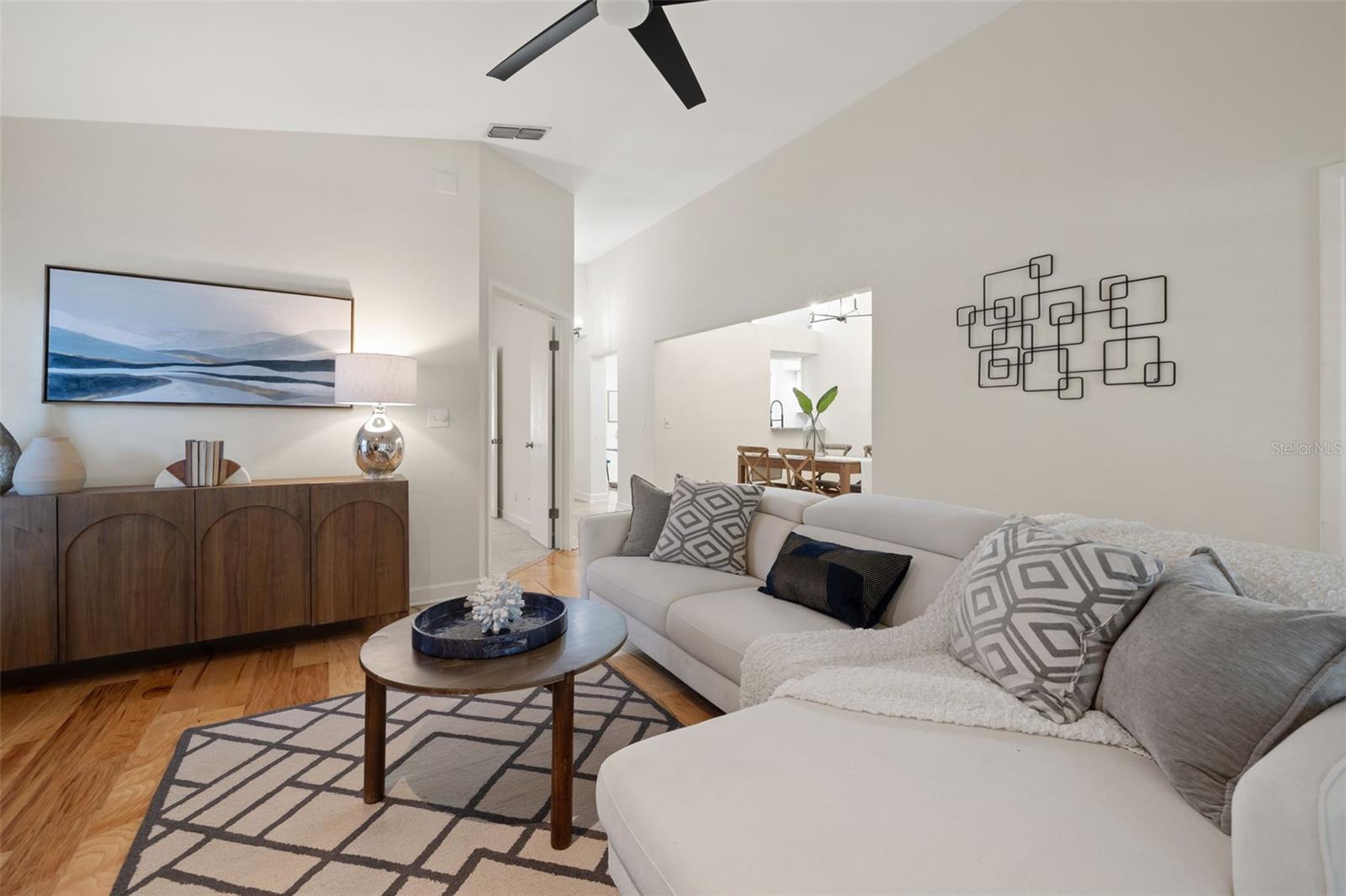 725 CAYA COSTA CT NE, ST PETERSBURG, FL, 33702