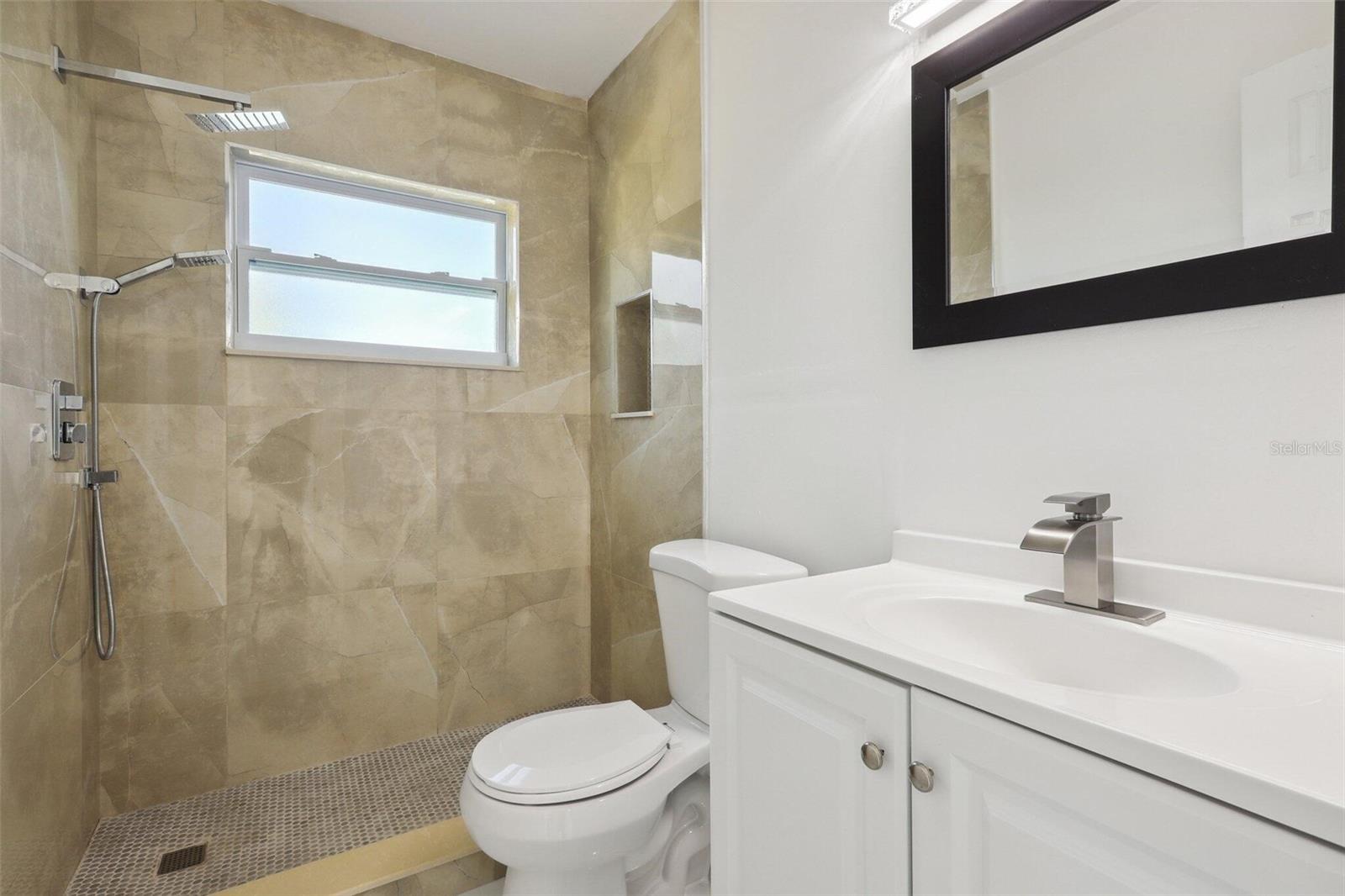 6007 AMBASSADOR DR, TAMPA, FL, 33615