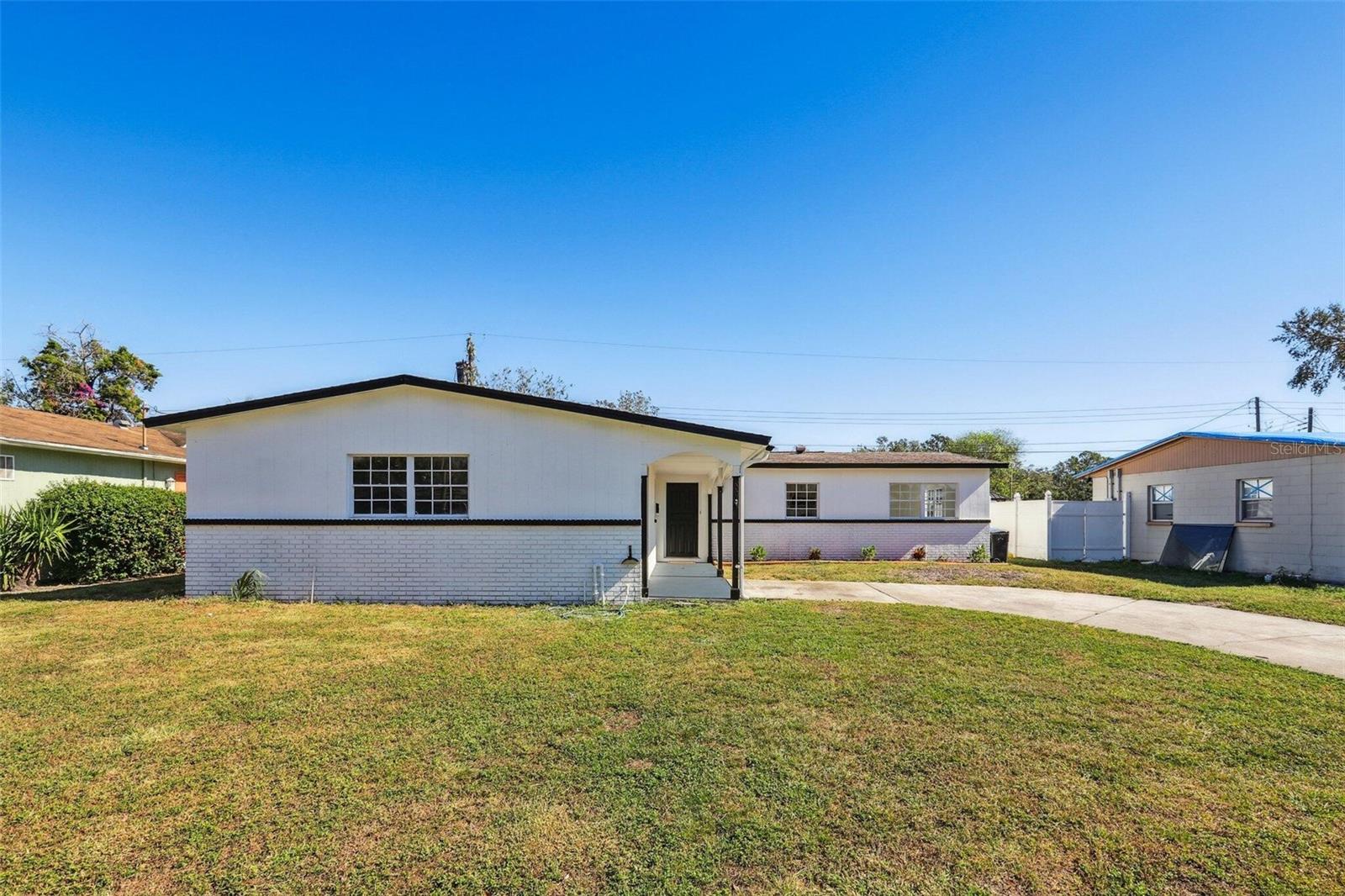 6007 AMBASSADOR DR, TAMPA, FL, 33615
