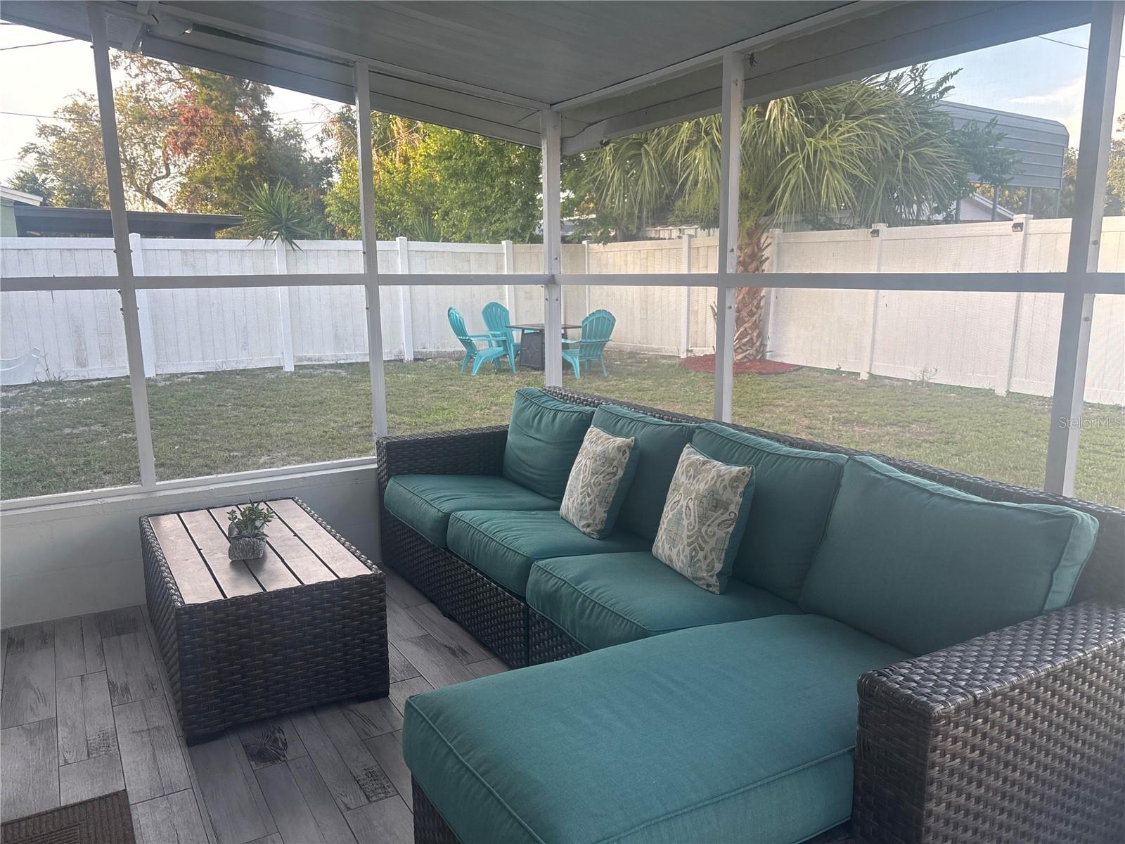 6007 AMBASSADOR DR, TAMPA, FL, 33615
