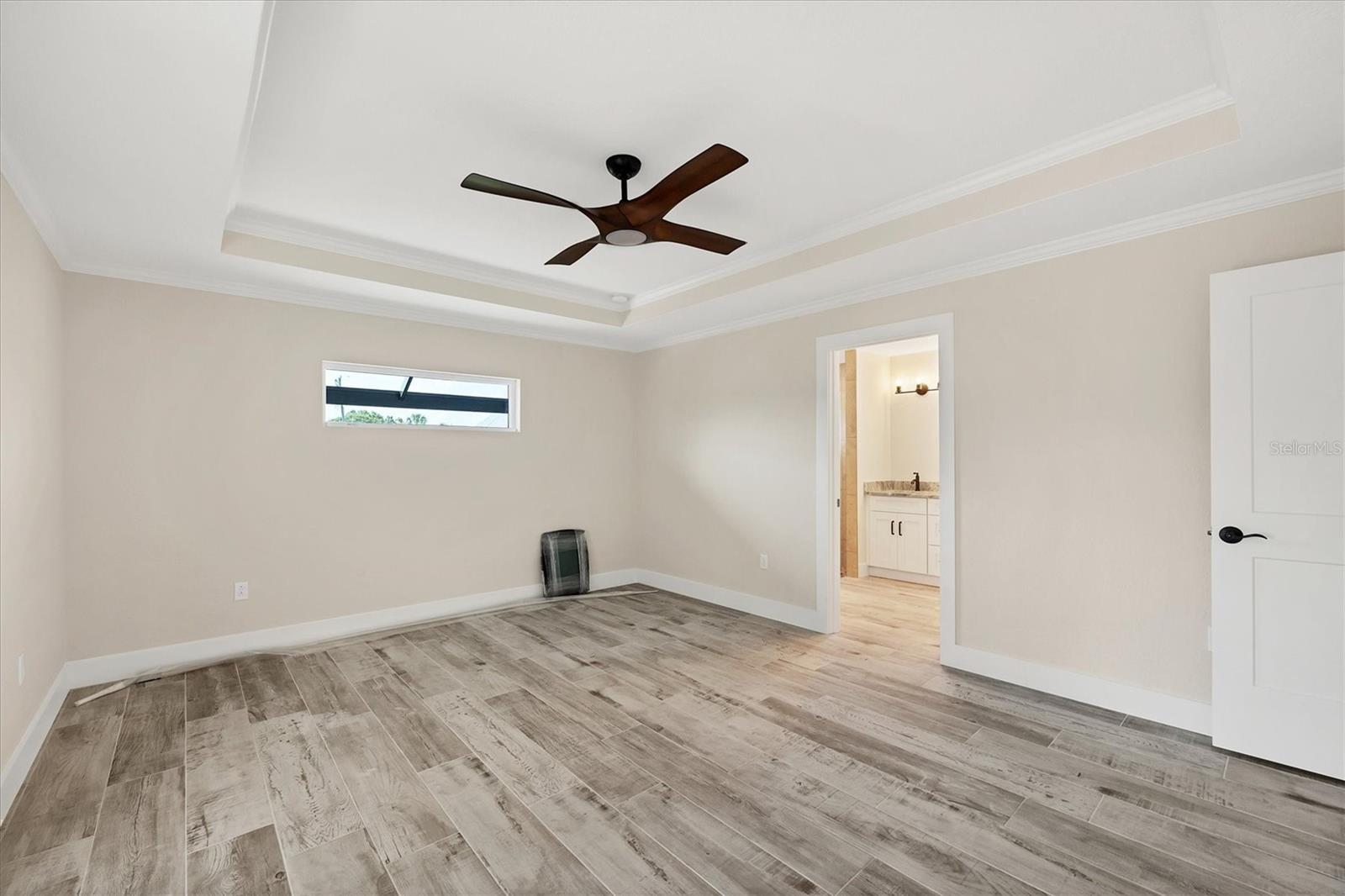19 LONG MEADOW LN, ROTONDA WEST, FL, 33947