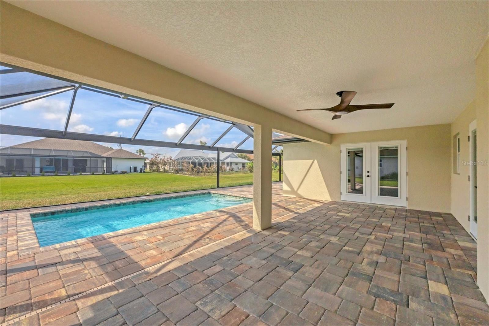19 LONG MEADOW LN, ROTONDA WEST, FL, 33947