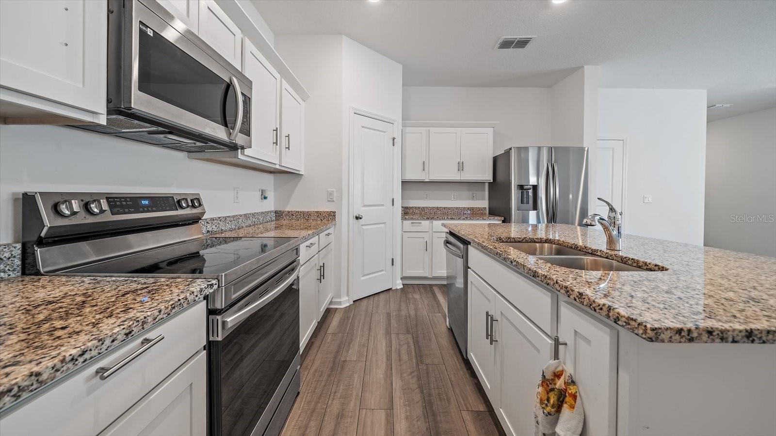 10448 LADYBUG CV, PARRISH, FL, 34219