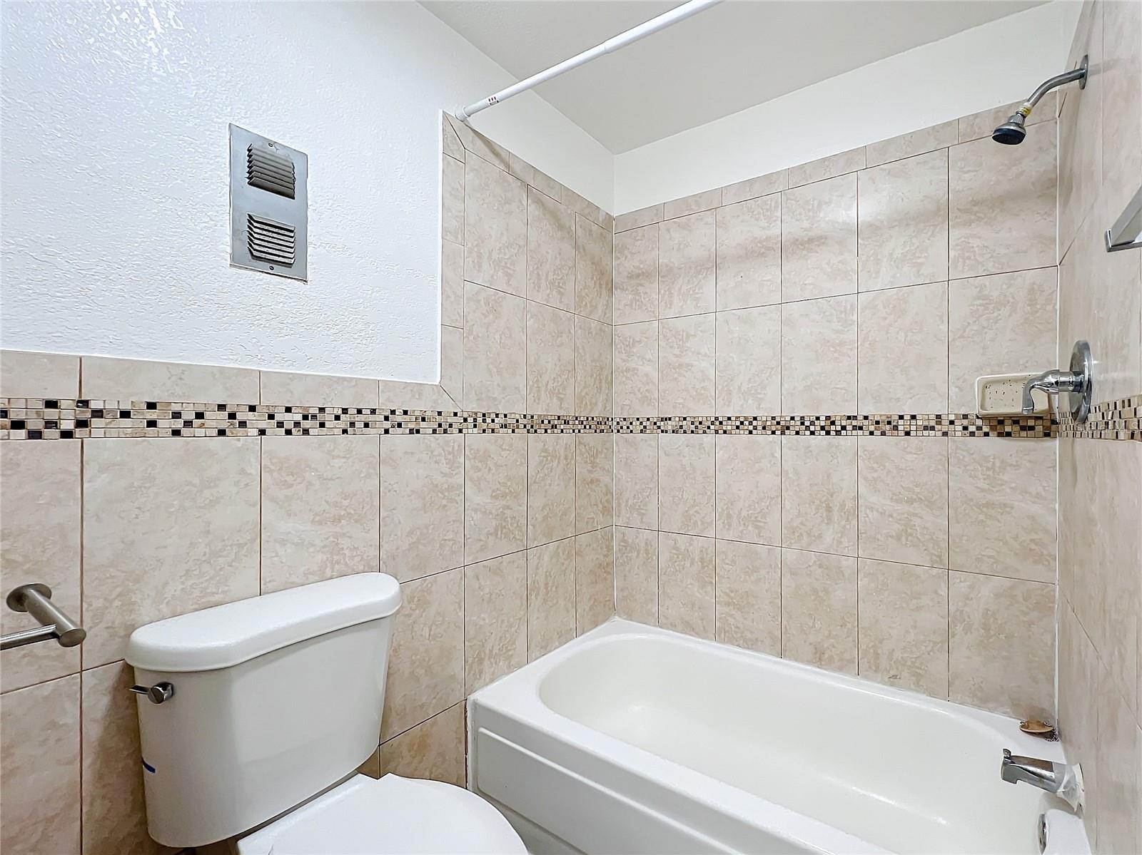 524 ORANGE DR #31, ALTAMONTE SPRINGS, FL, 32701