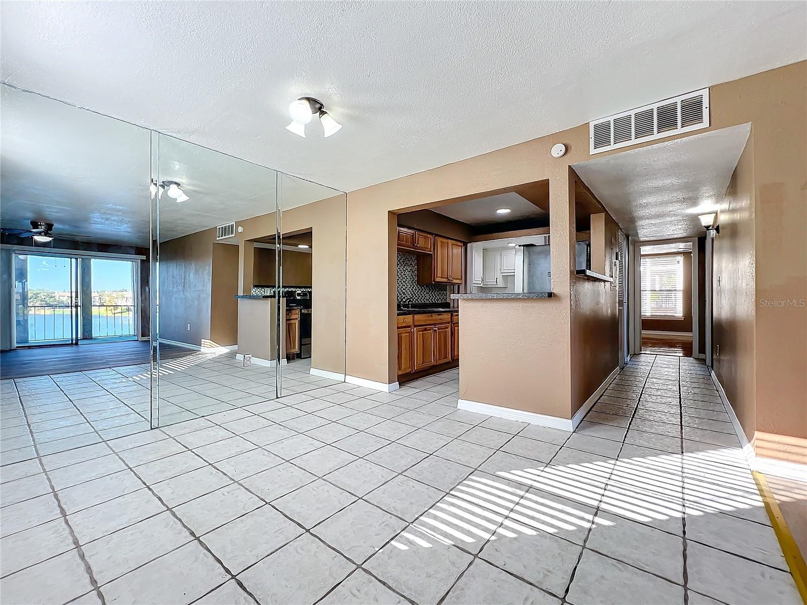 524 ORANGE DR #31, ALTAMONTE SPRINGS, FL, 32701