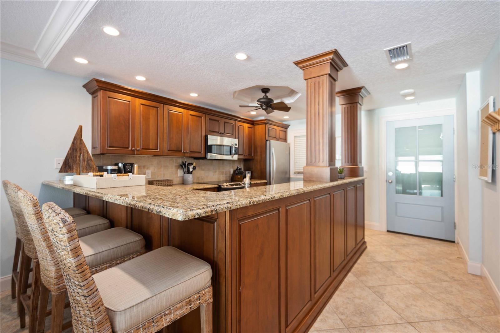 6140 MIDNIGHT PASS RD #407, SARASOTA, FL, 34242
