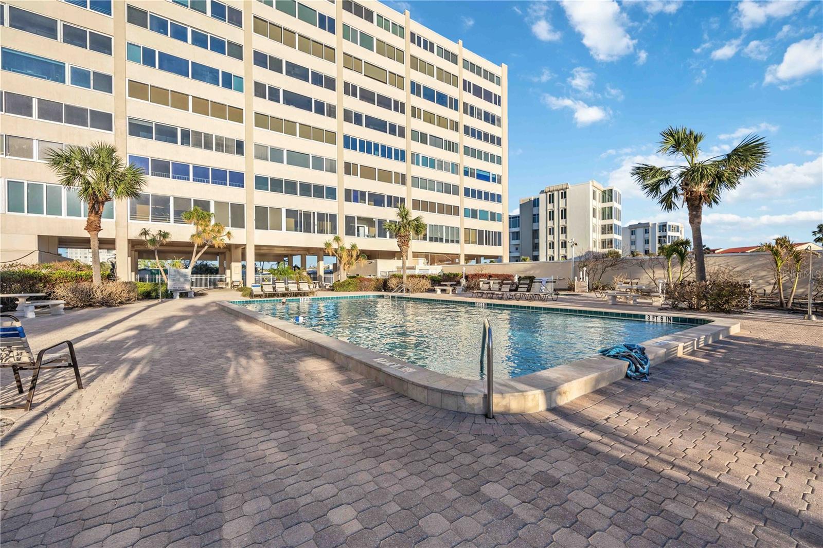 6140 MIDNIGHT PASS RD #407, SARASOTA, FL, 34242