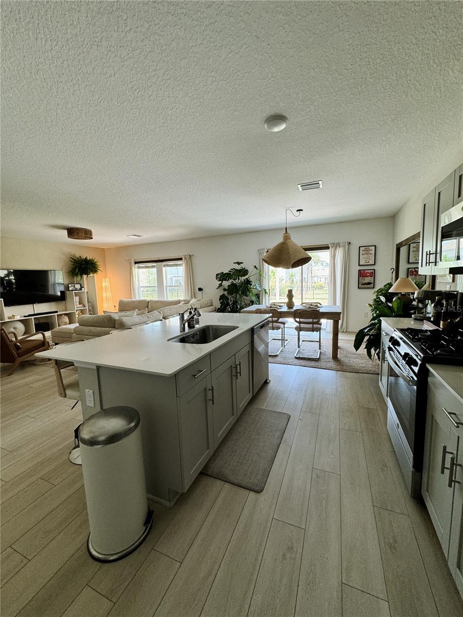 5475 SUMMER SUNSET DR, APOLLO BEACH, FL, 33572