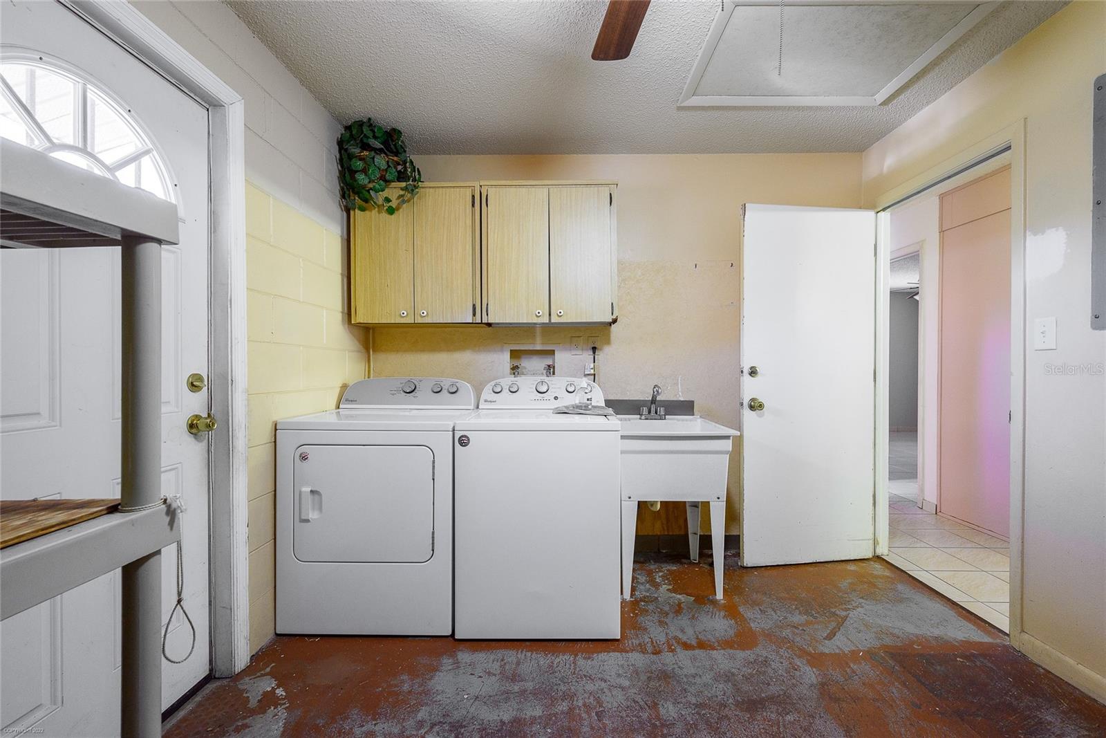 1044 MOSSHART LN, ORLANDO, FL, 32825