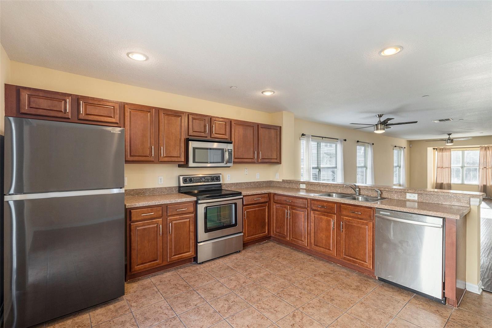 4405 TUSCAN LOON DR, TAMPA, FL, 33619