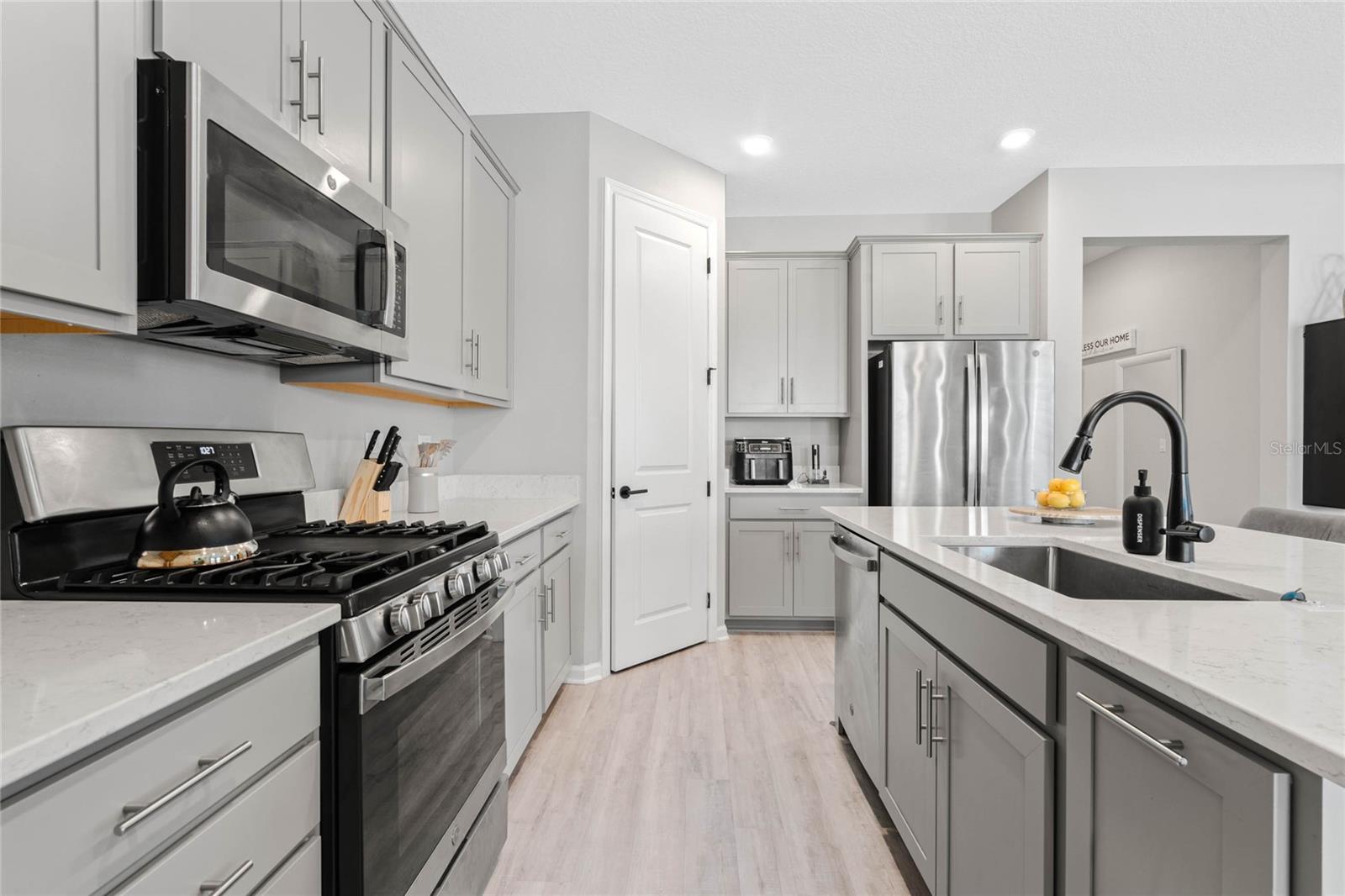 5047 MEADOW SONG DR, LEESBURG, FL, 34748